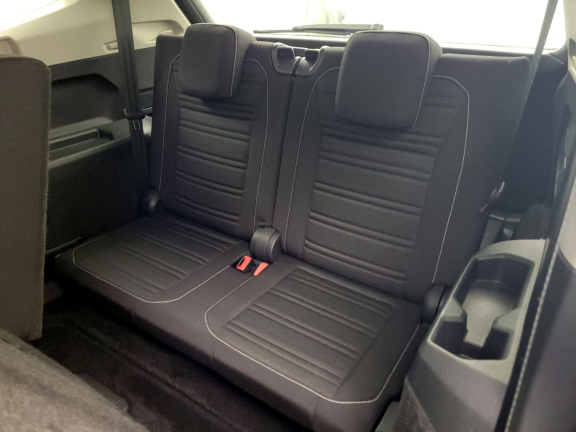 Thumbnail: 2023 Volkswagen Tiguan - 20