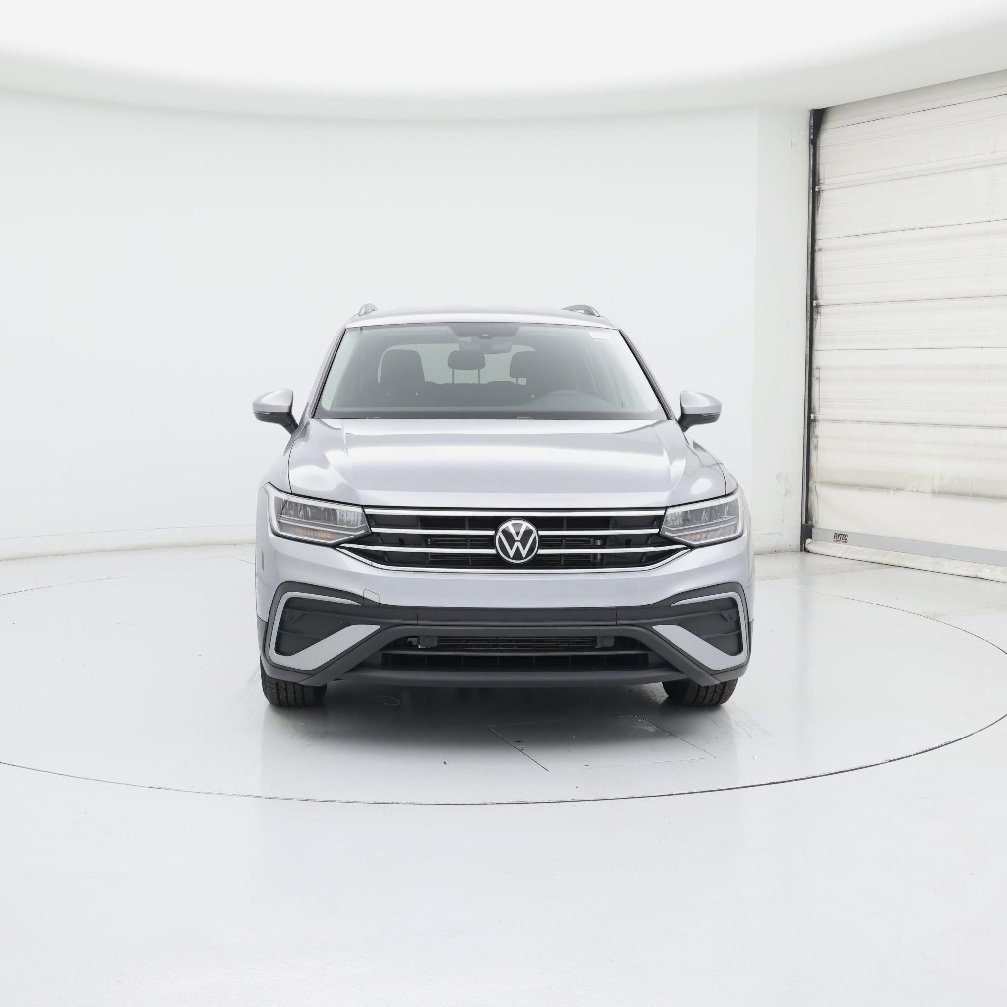 Thumbnail: 2023 Volkswagen Tiguan - 5