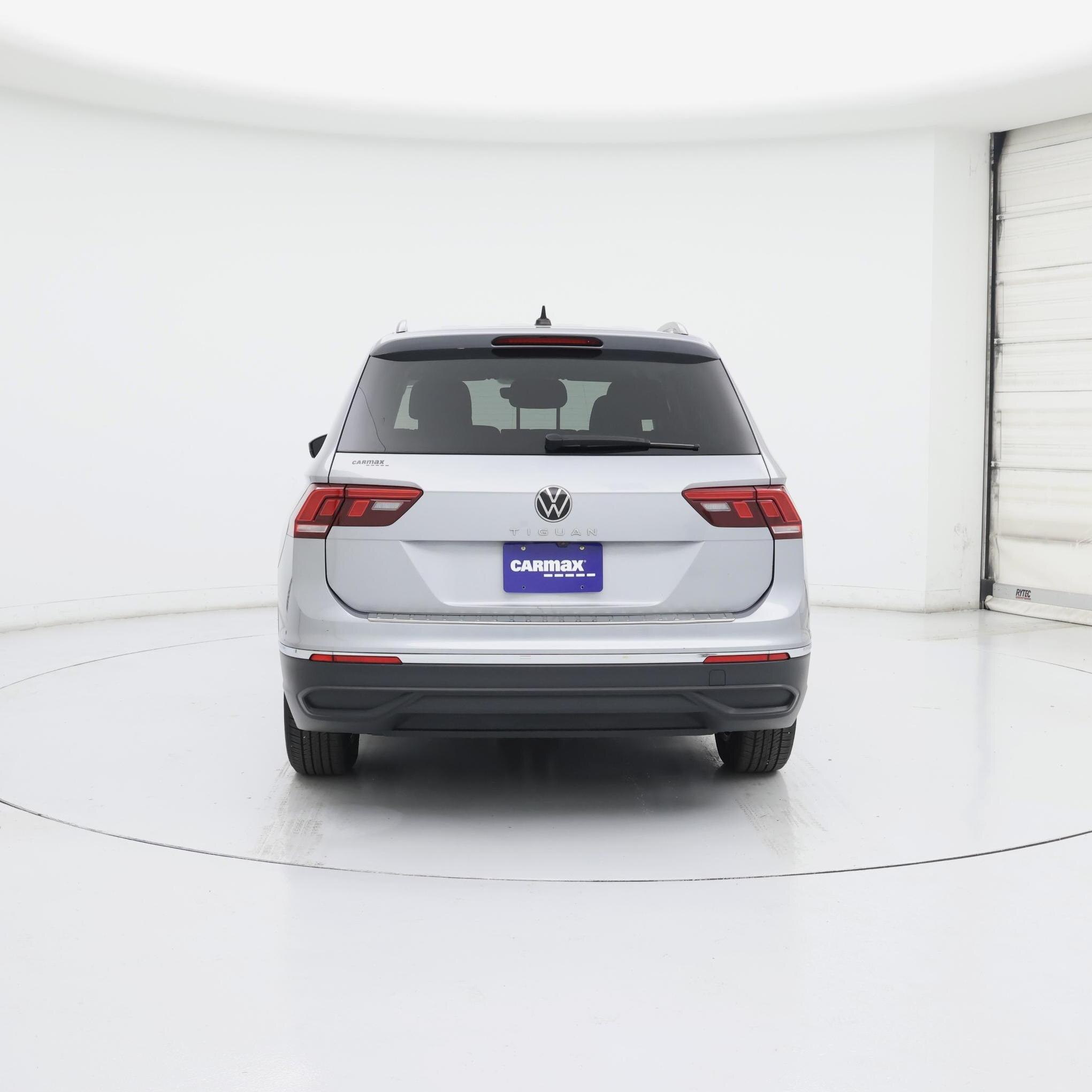 Thumbnail: 2023 Volkswagen Tiguan - 6