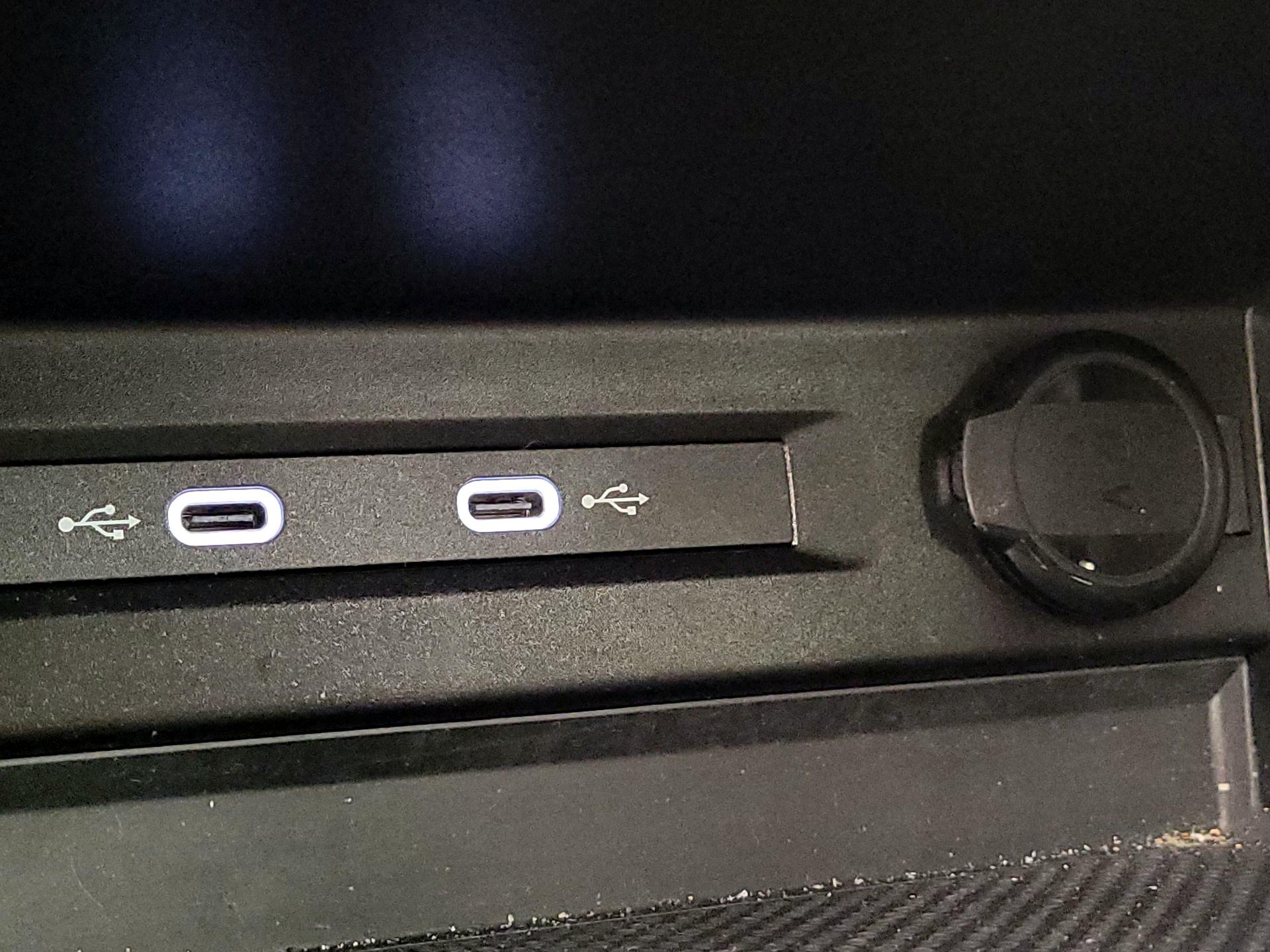 Thumbnail: 2024 Volkswagen Tiguan - 18