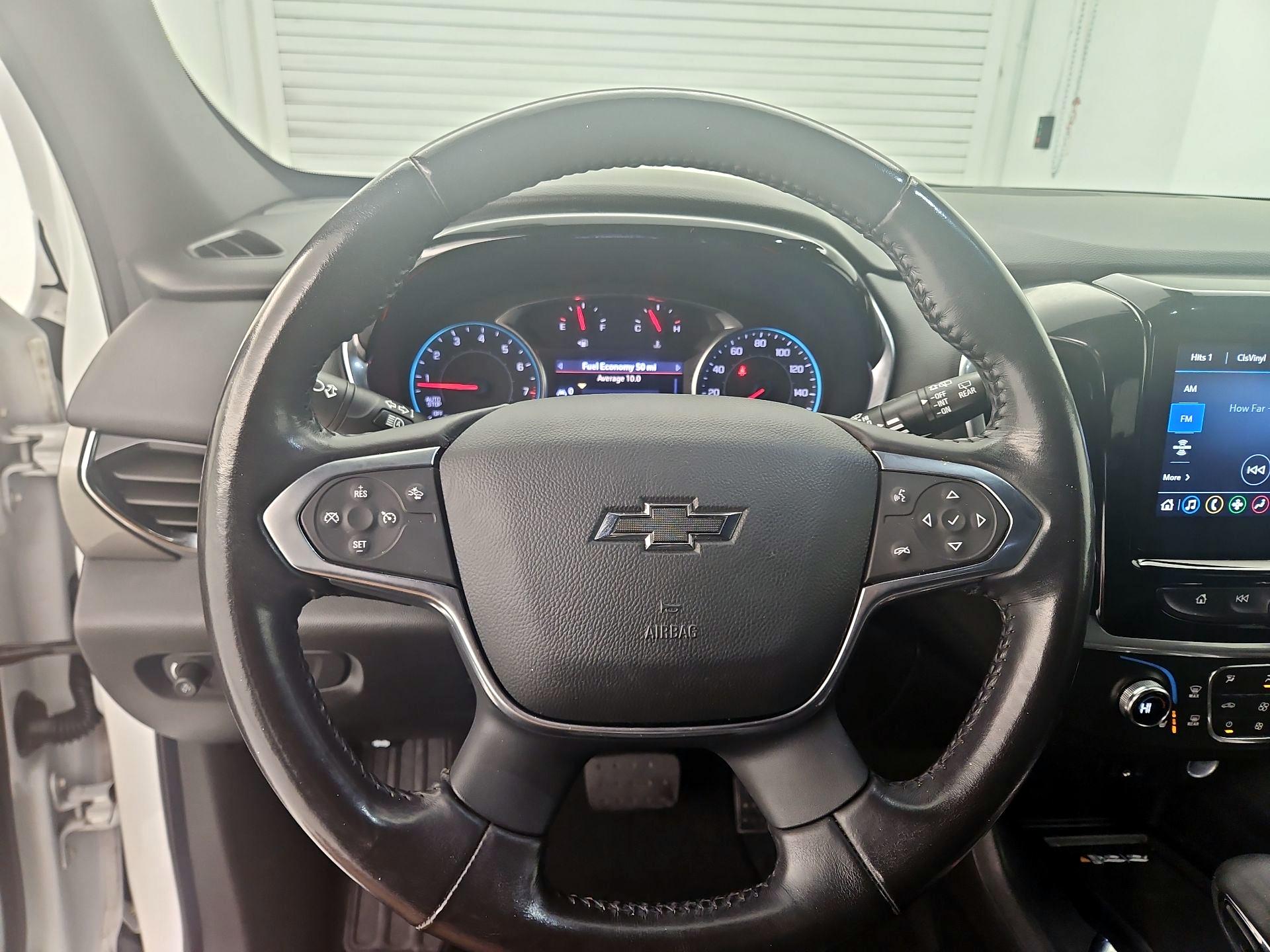 Thumbnail: 2022 Chevrolet Traverse - 10