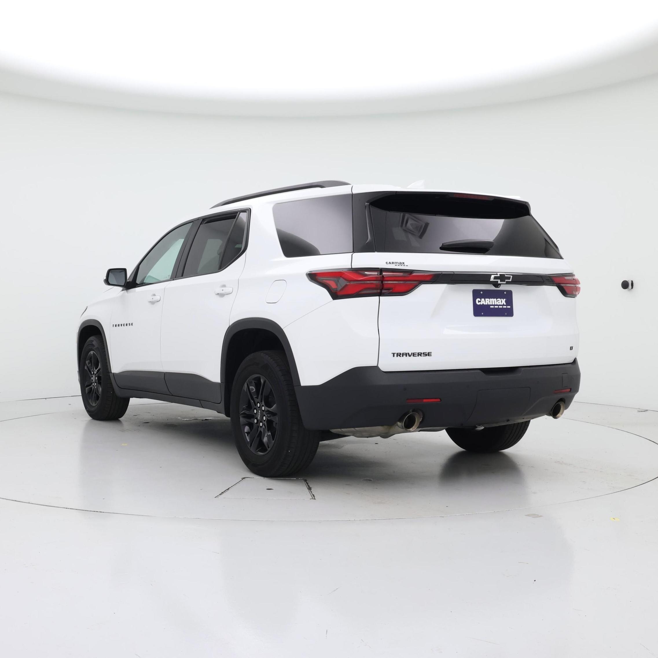 Thumbnail: 2022 Chevrolet Traverse - 2