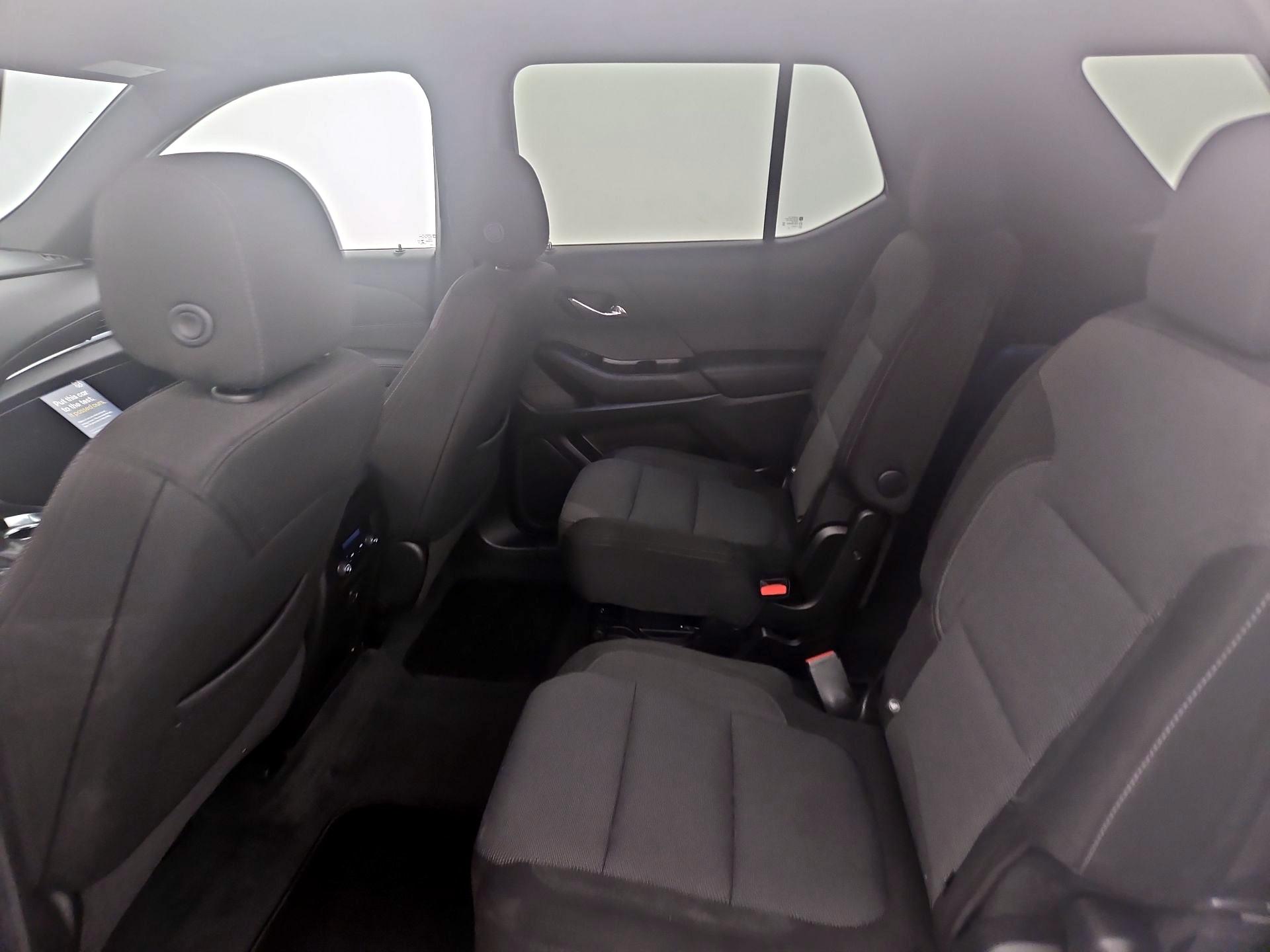 Thumbnail: 2022 Chevrolet Traverse - 19