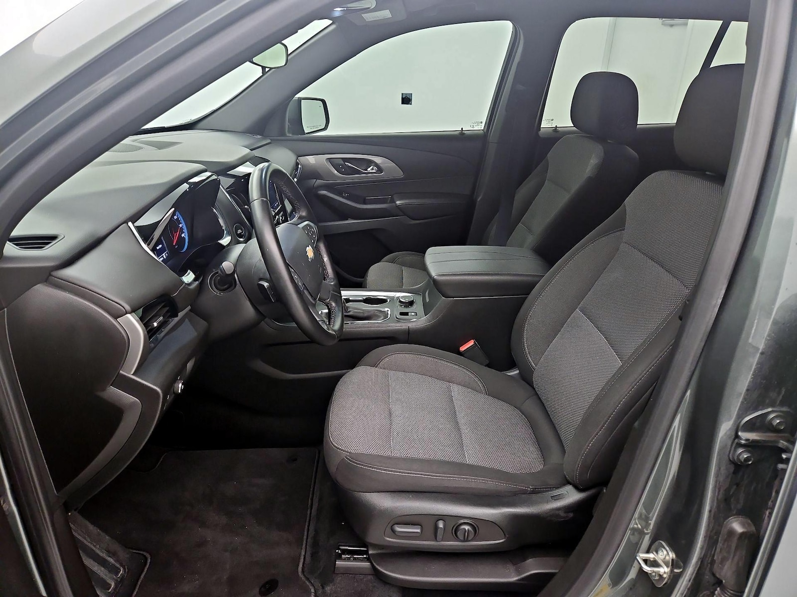 2023 Chevrolet Traverse 1LT - Photo 12
