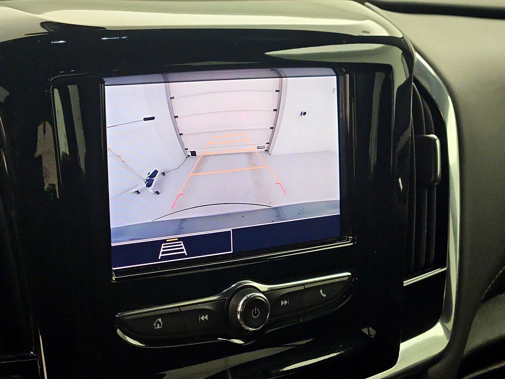 Thumbnail: 2023 Chevrolet Traverse - 14