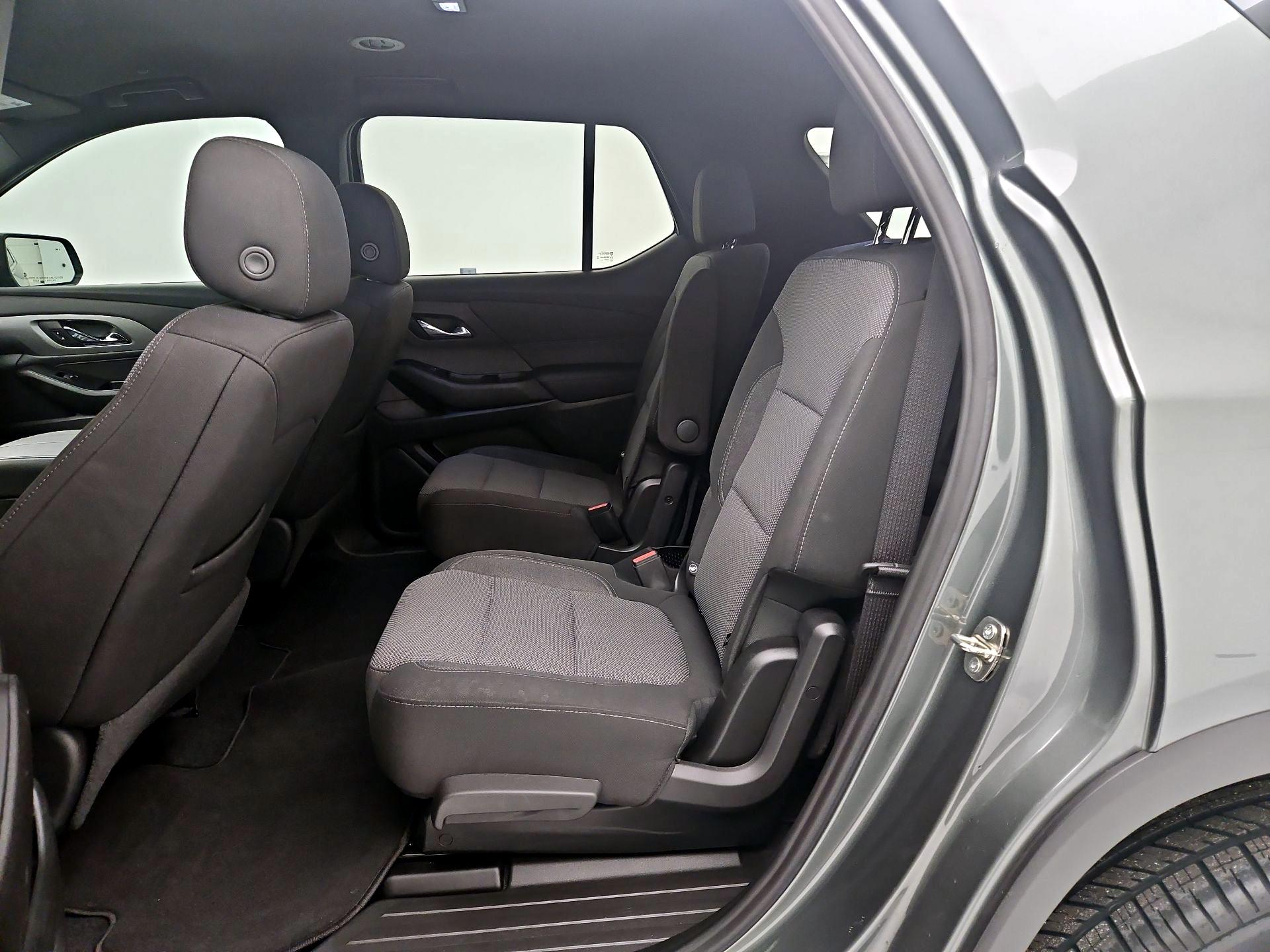 Thumbnail: 2023 Chevrolet Traverse - 19