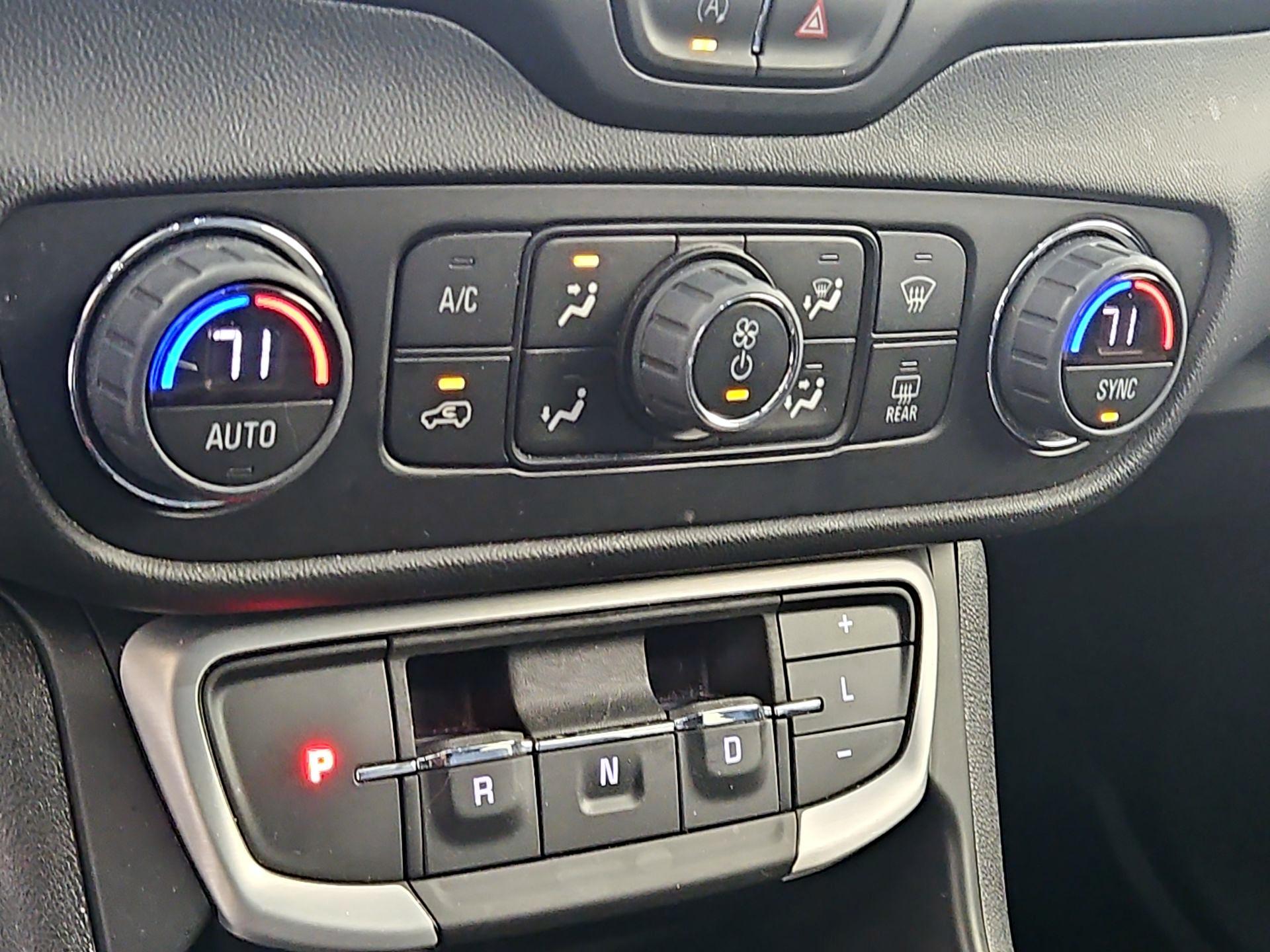 Thumbnail: 2022 GMC Terrain - 16