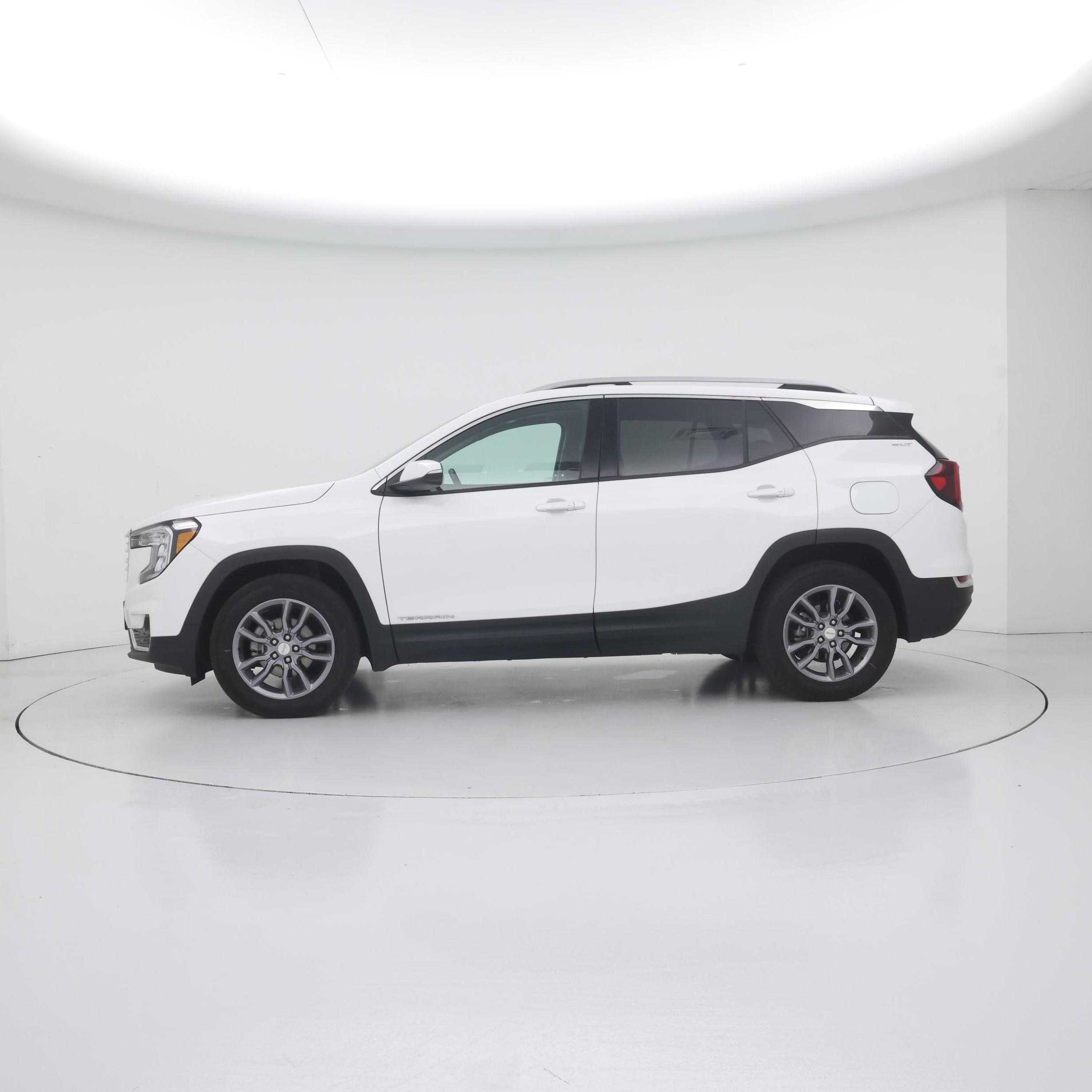 Thumbnail: 2022 GMC Terrain - 3