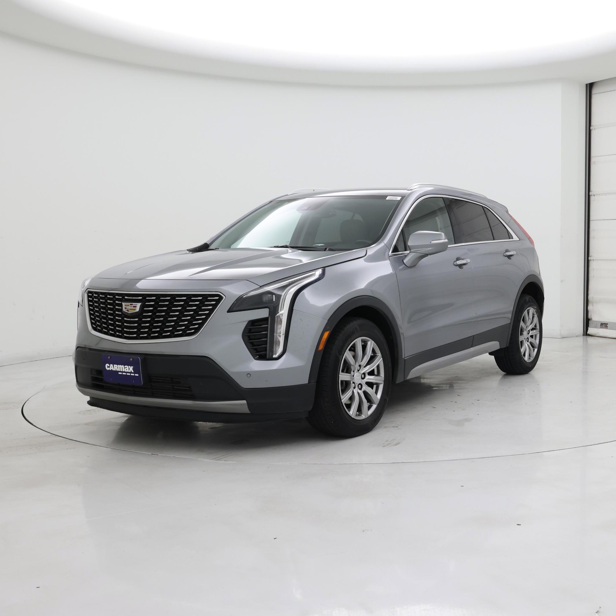 Thumbnail: 2023 Cadillac XT4 - 4