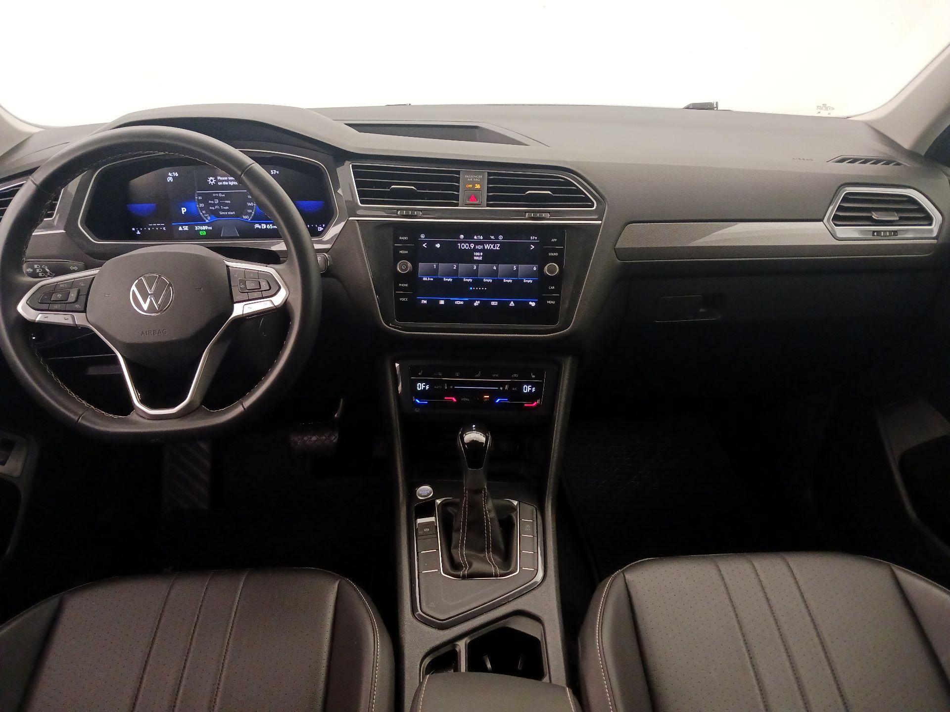 Thumbnail: 2024 Volkswagen Tiguan - 9