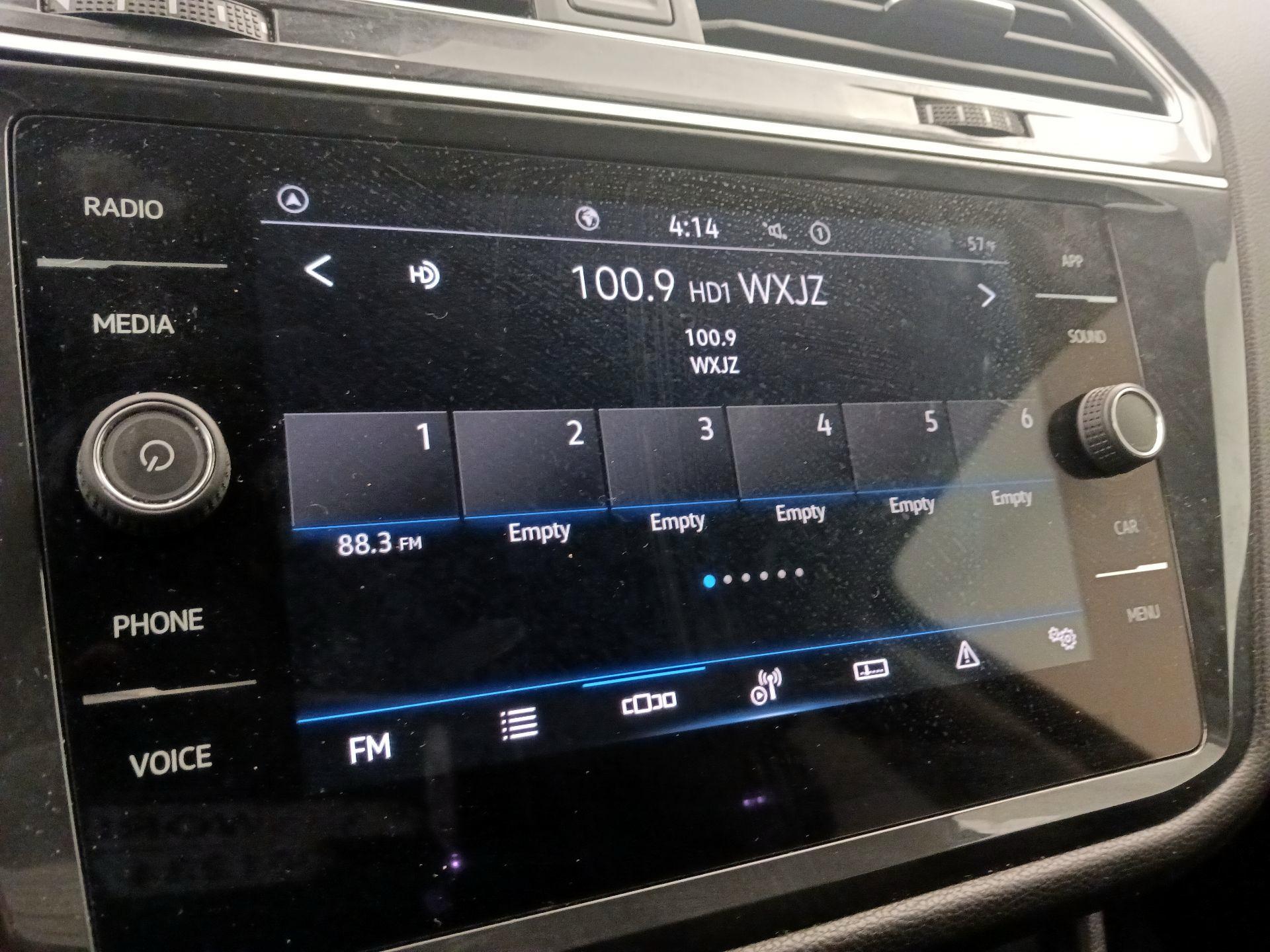 Thumbnail: 2024 Volkswagen Tiguan - 15