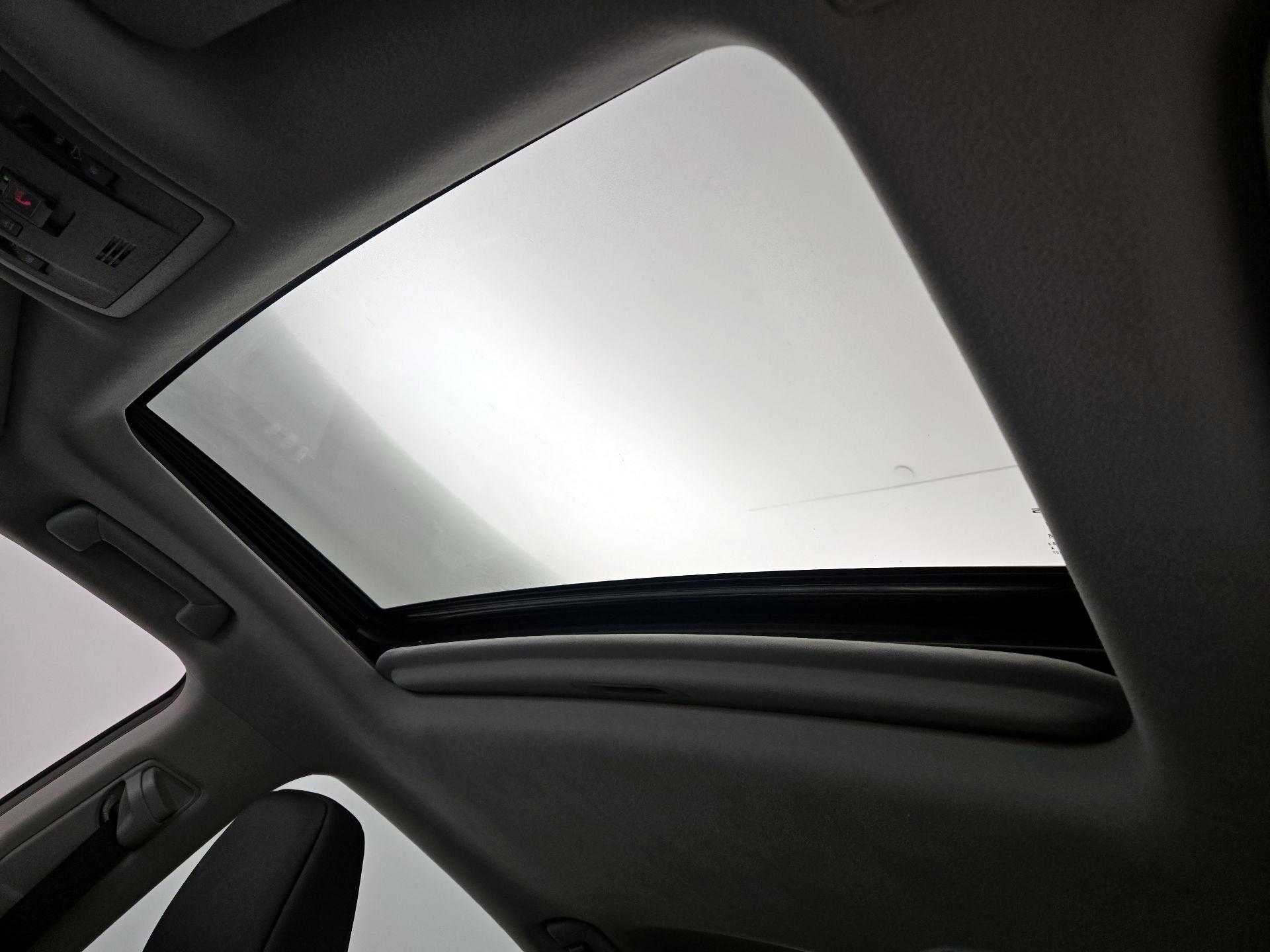 Thumbnail: 2022 Lexus RX - 19