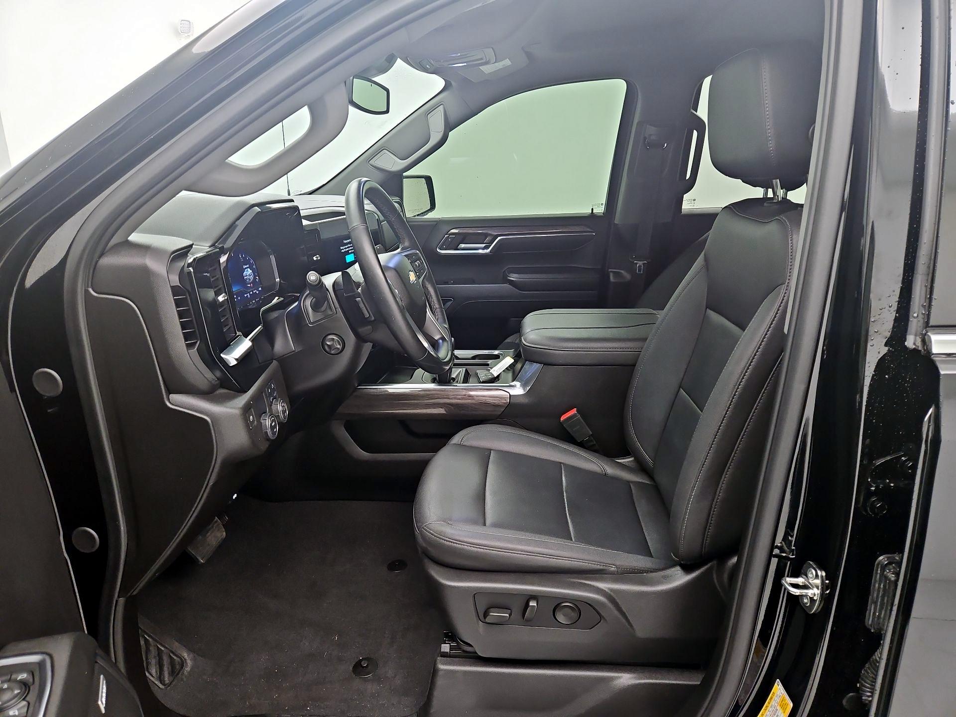 Thumbnail: 2024 Chevrolet Silverado 1500 - 11