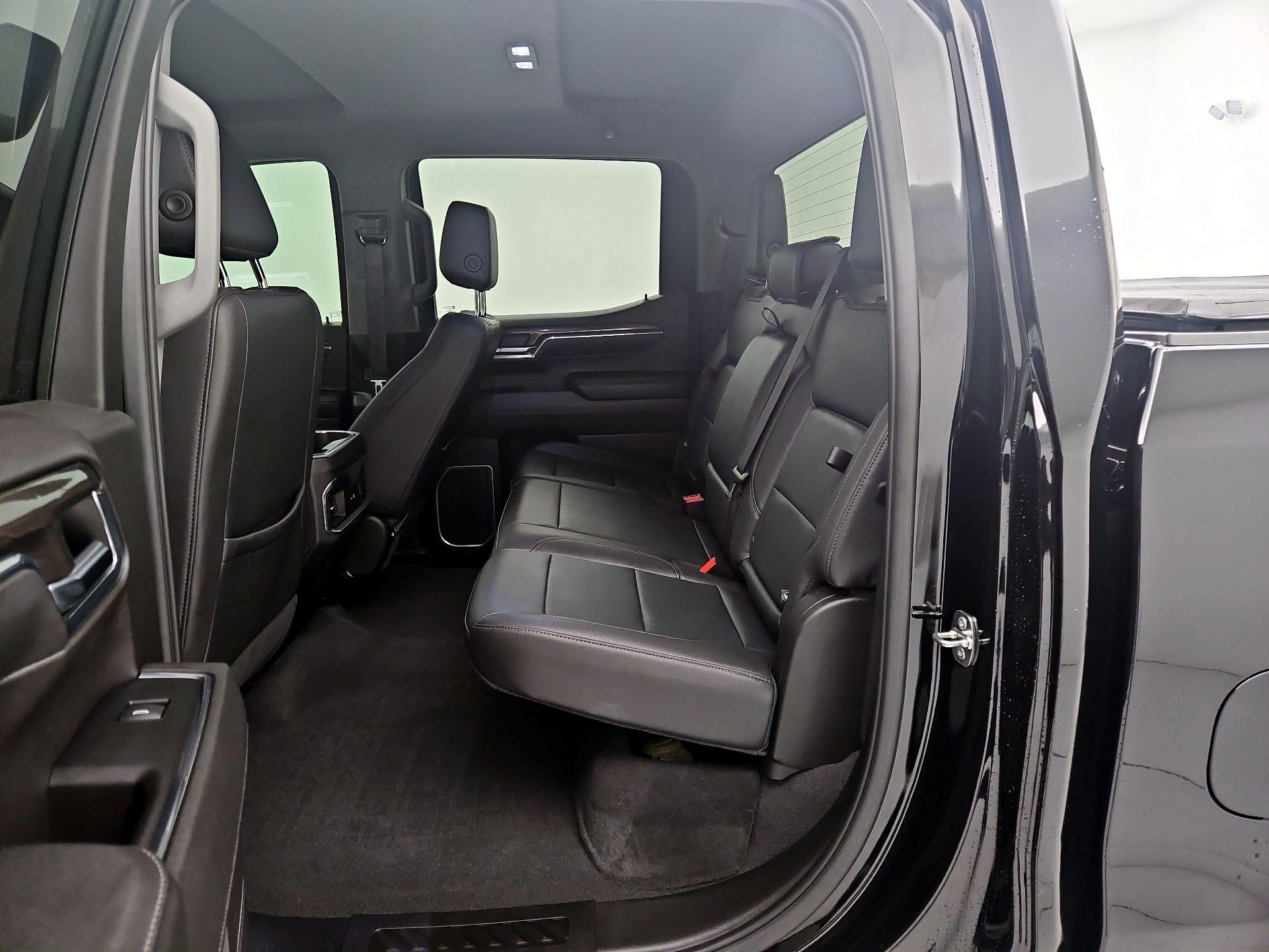 Thumbnail: 2024 Chevrolet Silverado 1500 - 19