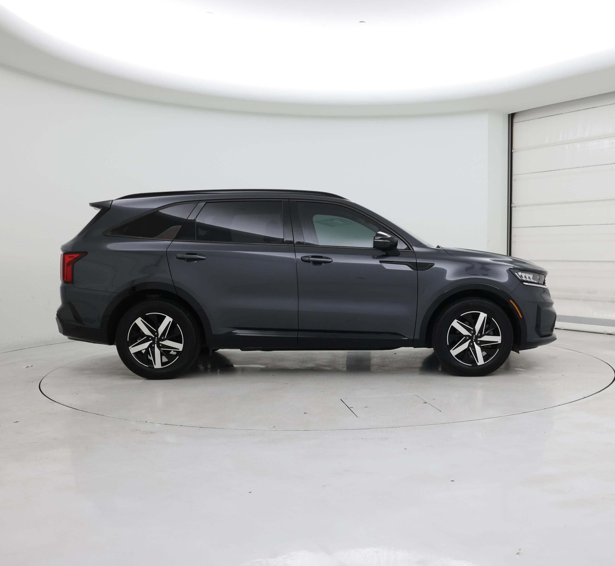 Thumbnail: 2023 Kia Sorento - 7