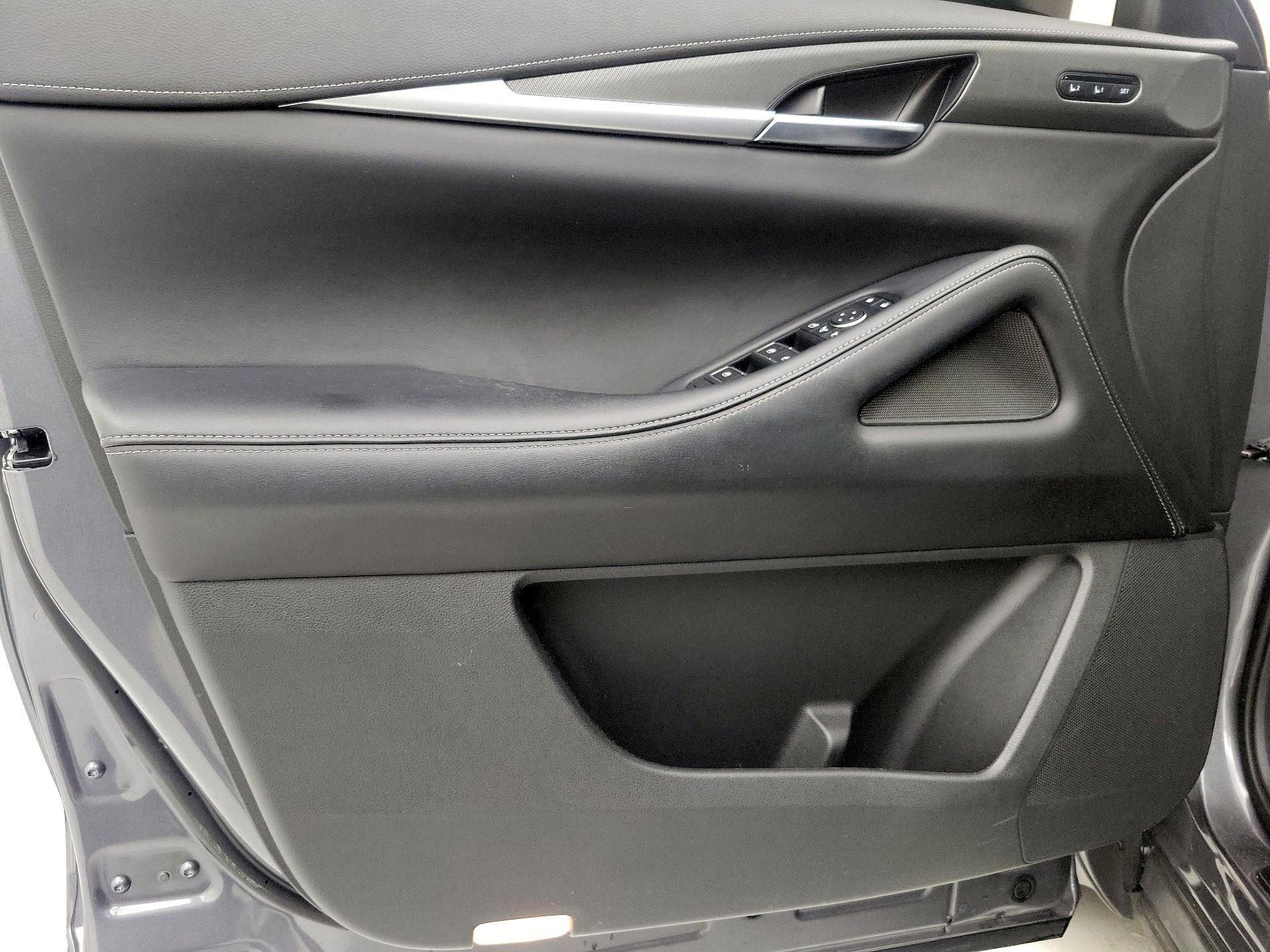 Thumbnail: 2023 INFINITI QX60 - 12