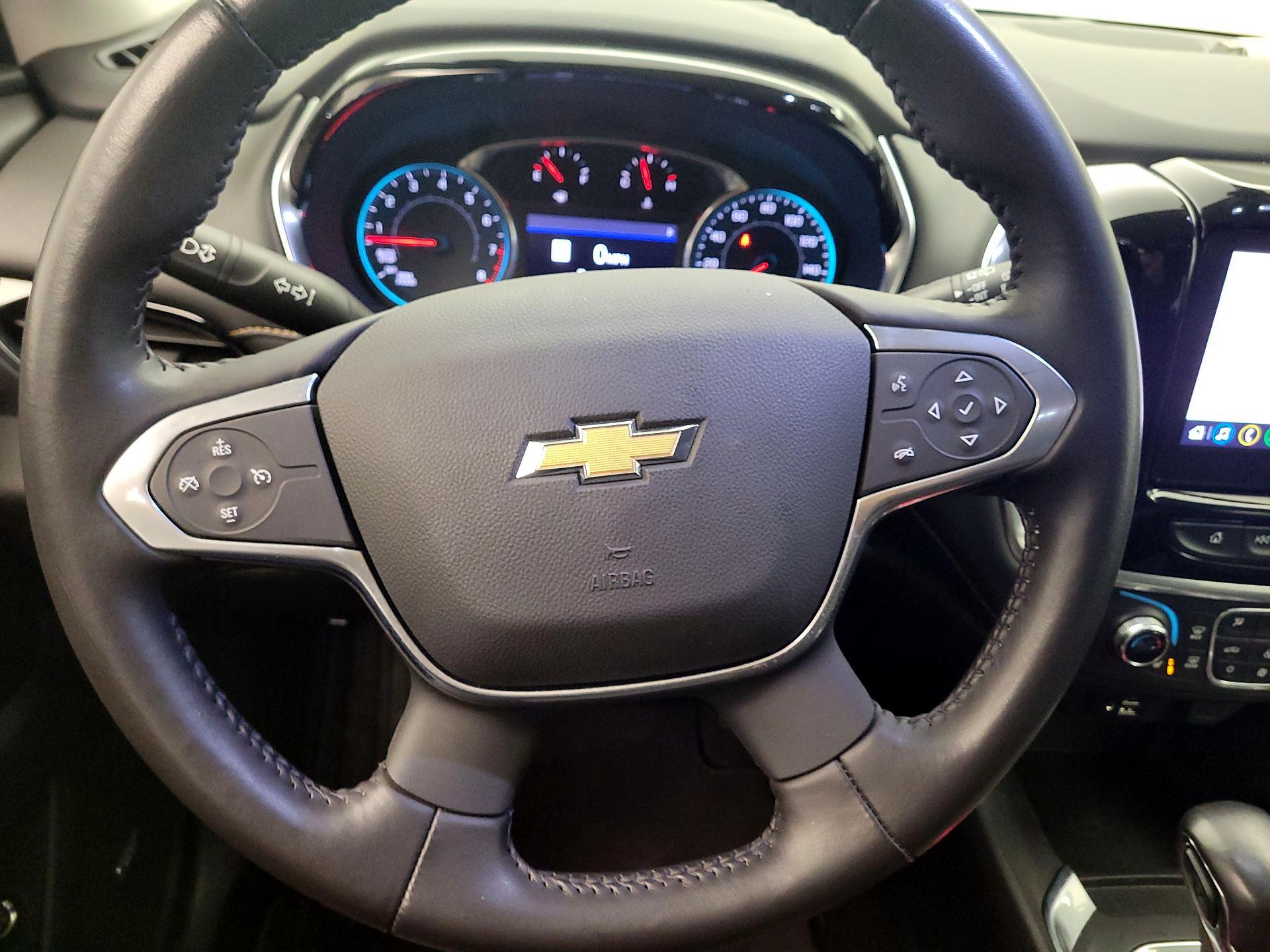 Thumbnail: 2021 Chevrolet Traverse - 10