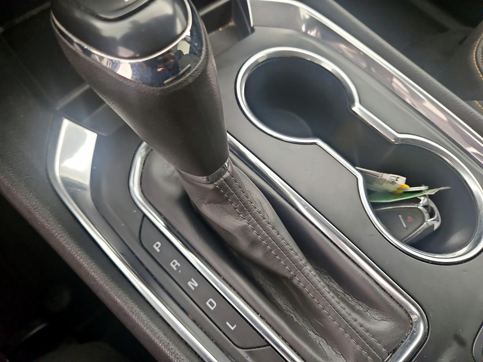 Thumbnail: 2020 Chevrolet Traverse - 17