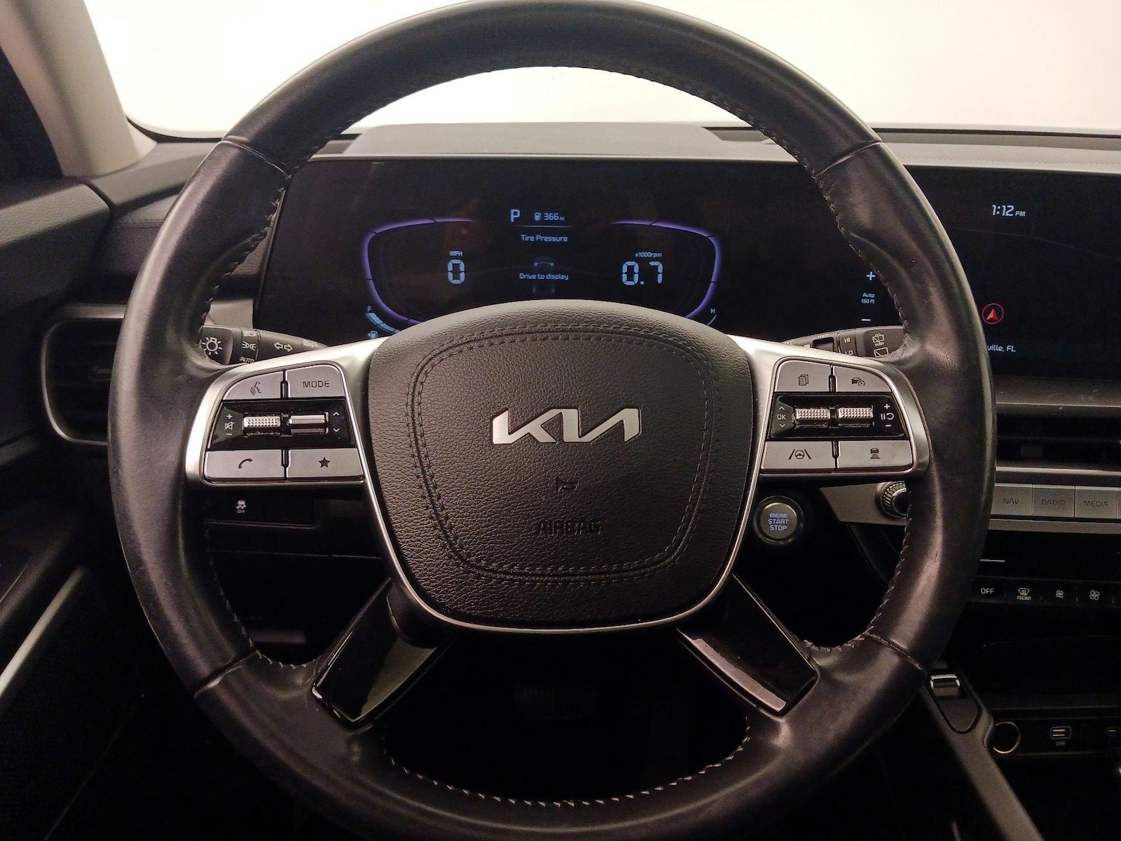 2023 Kia Telluride S - Photo 11