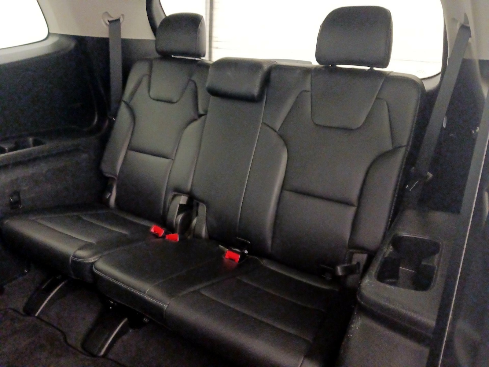 2023 Kia Telluride S - Photo 23