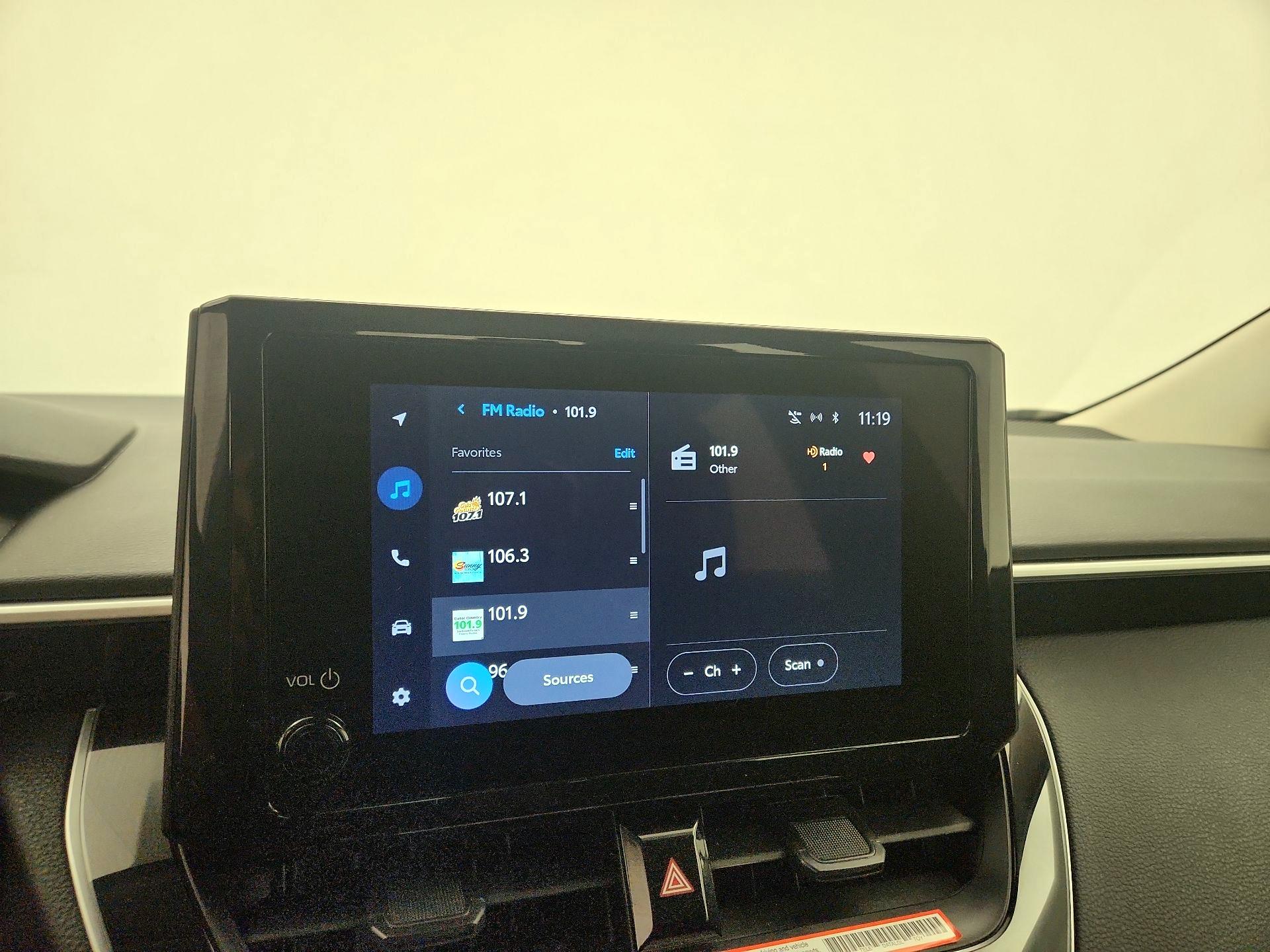 Thumbnail: 2025 Toyota Corolla - 15