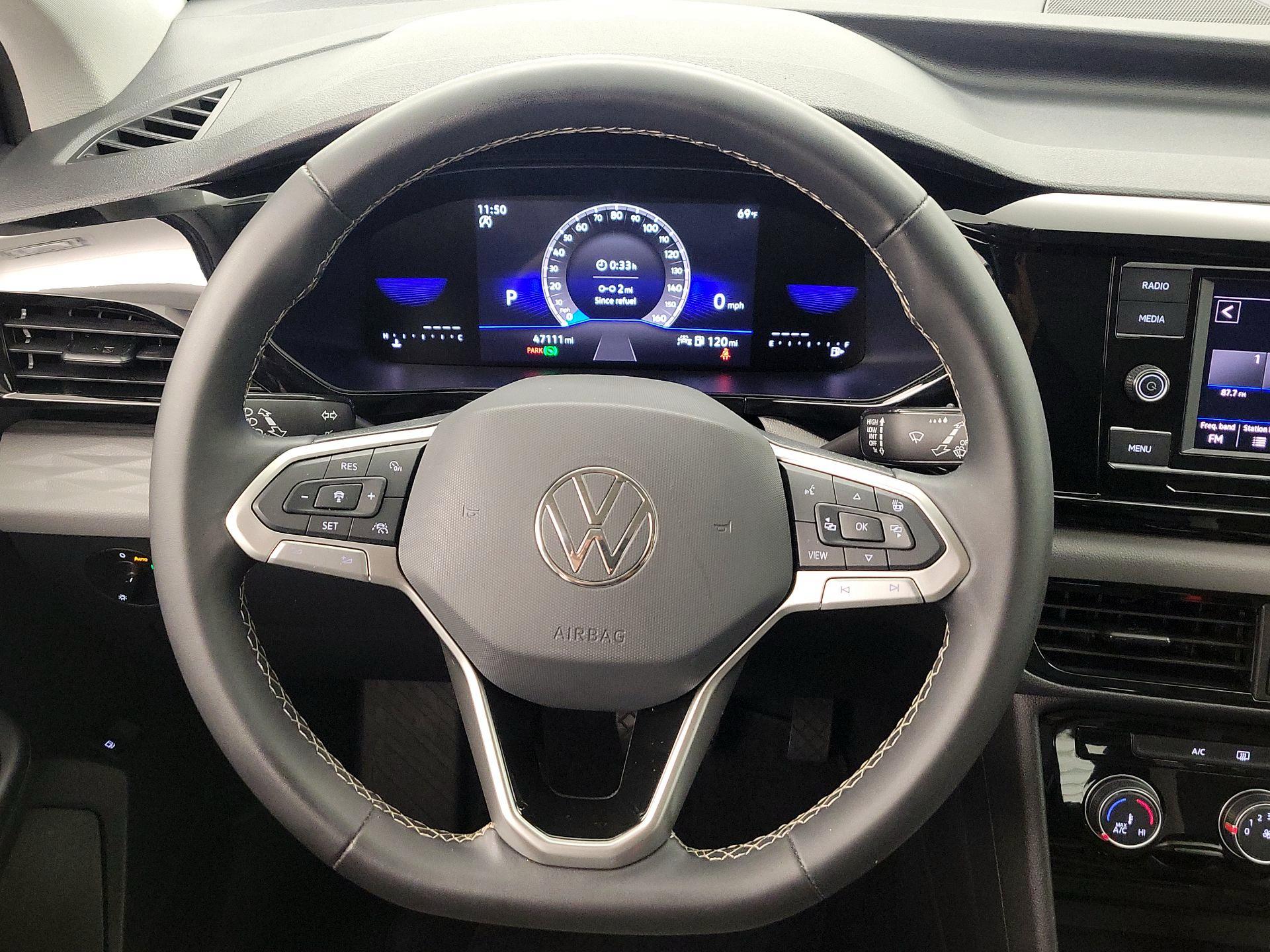 Thumbnail: 2024 Volkswagen Taos - 10