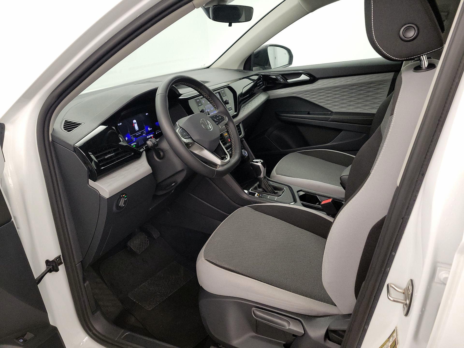 Thumbnail: 2024 Volkswagen Taos - 11