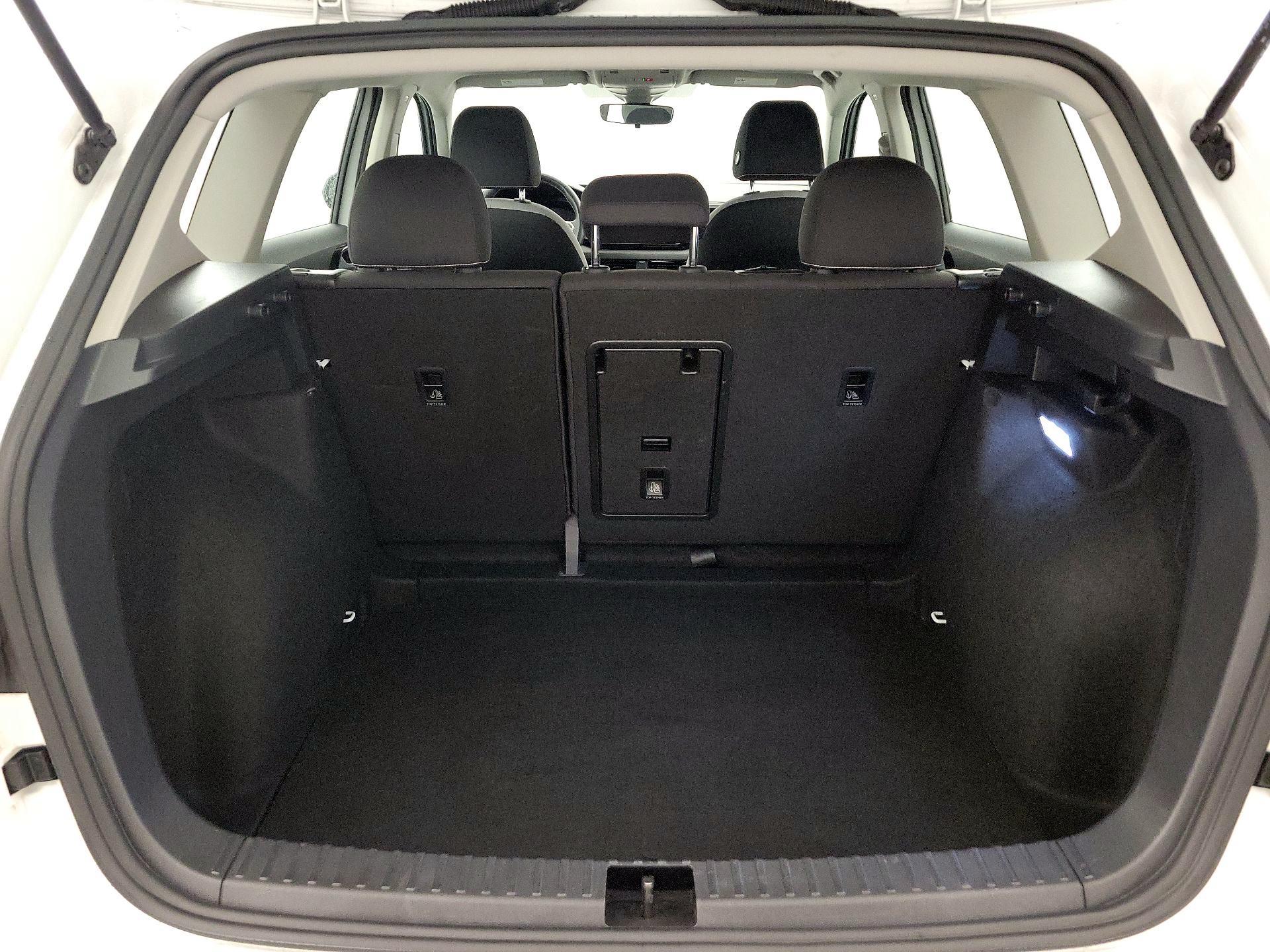 Thumbnail: 2024 Volkswagen Taos - 20