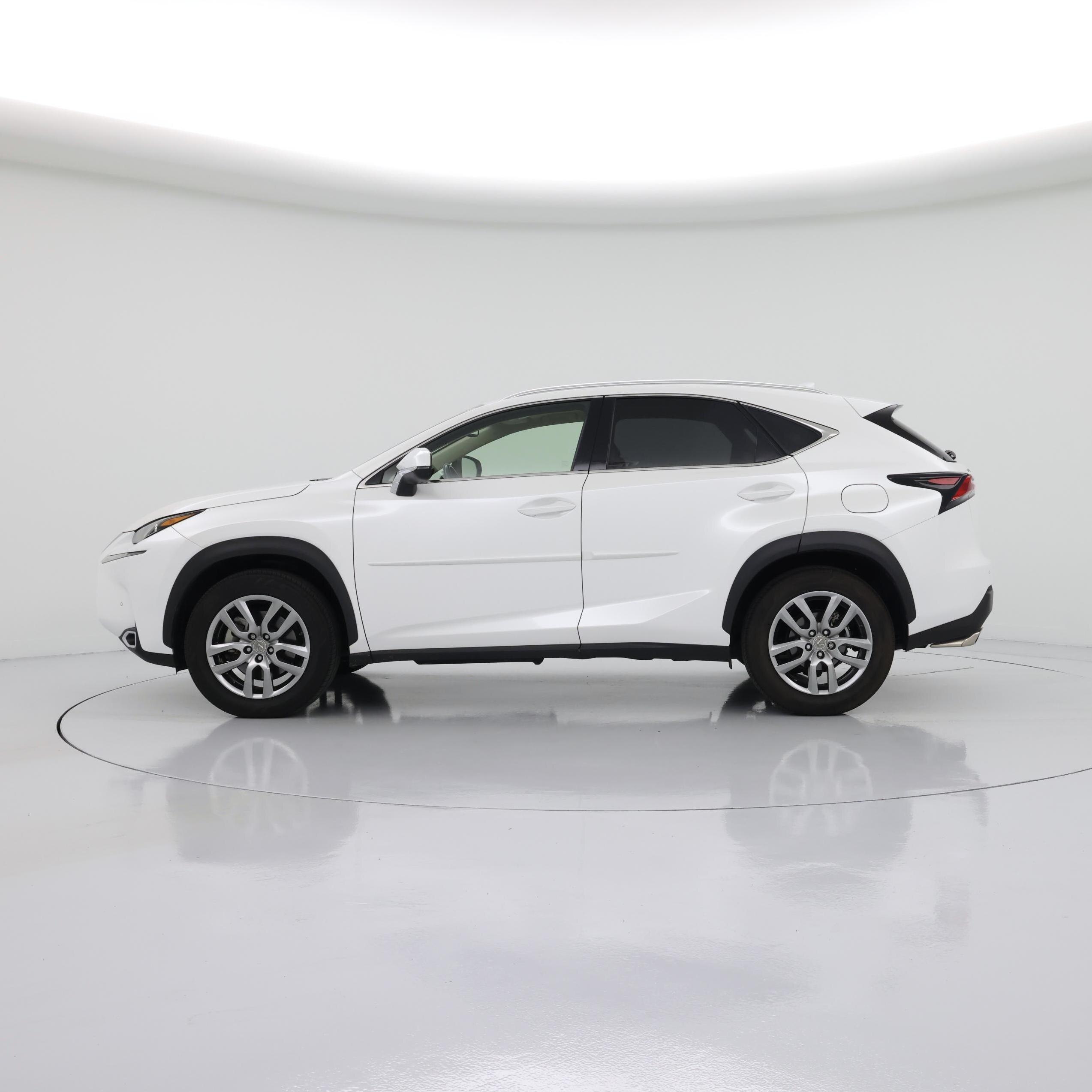 Thumbnail: 2016 Lexus NX - 3
