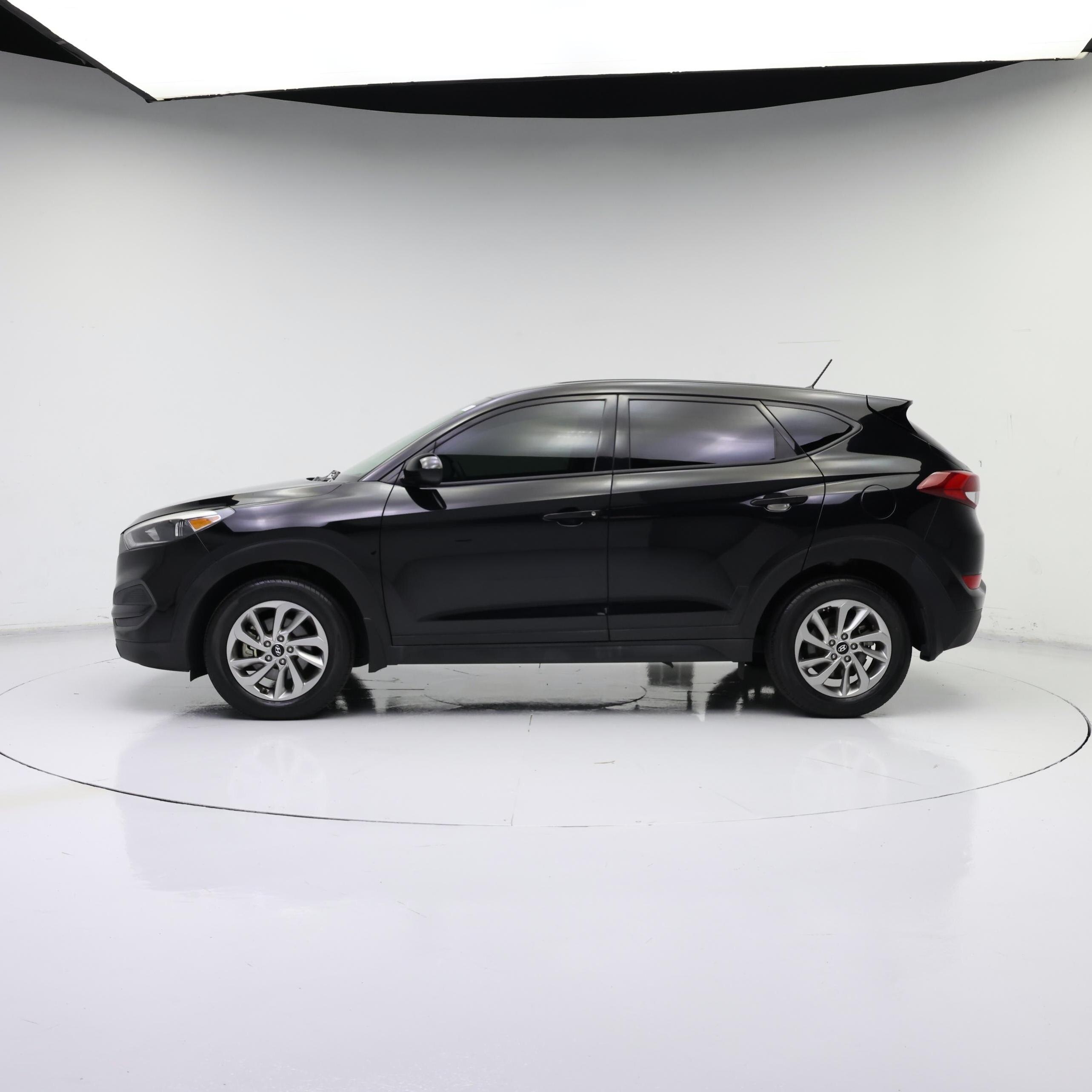 Thumbnail: 2018 Hyundai Tucson - 3