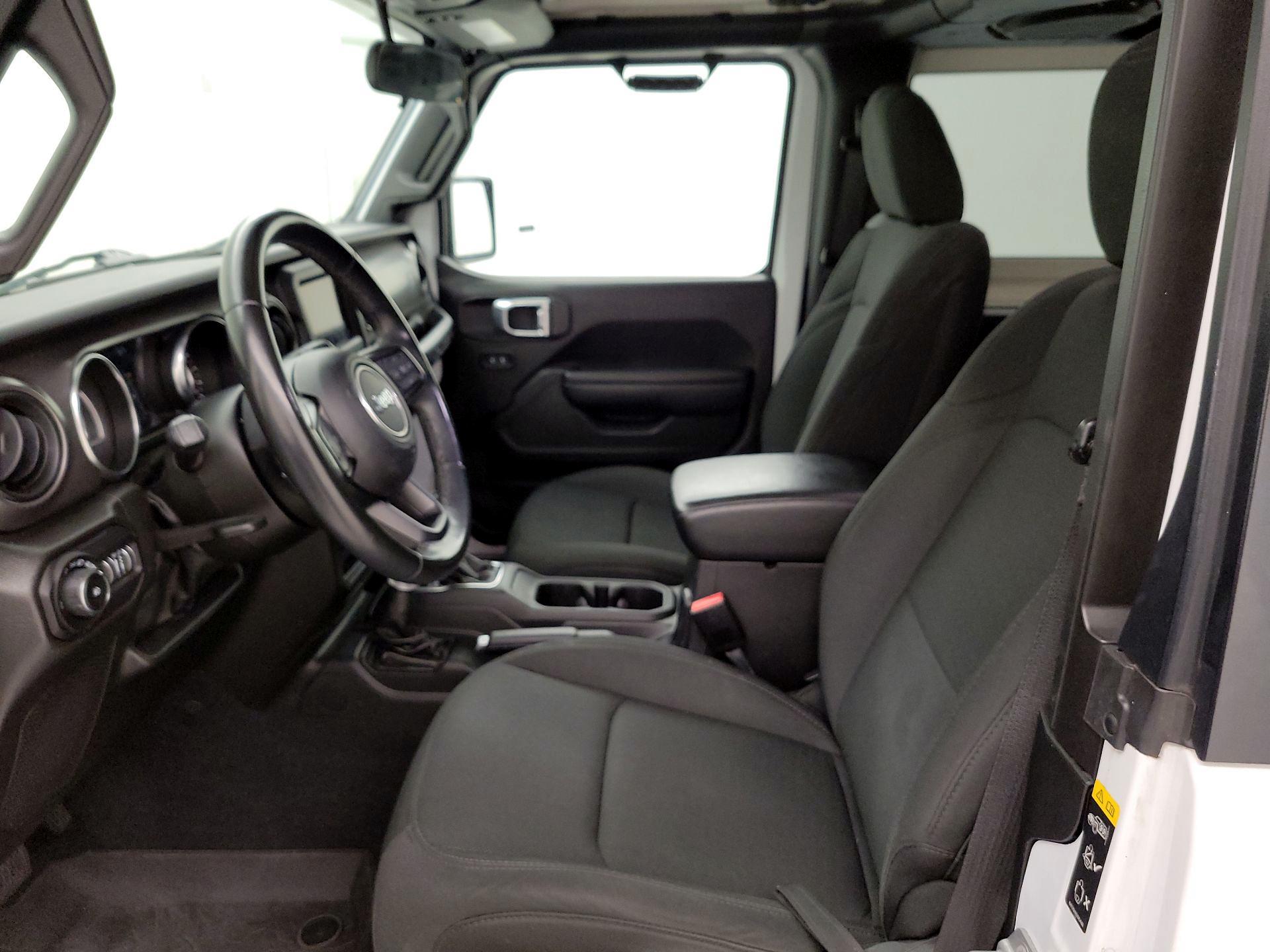 Thumbnail: 2022 Jeep Wrangler - 11