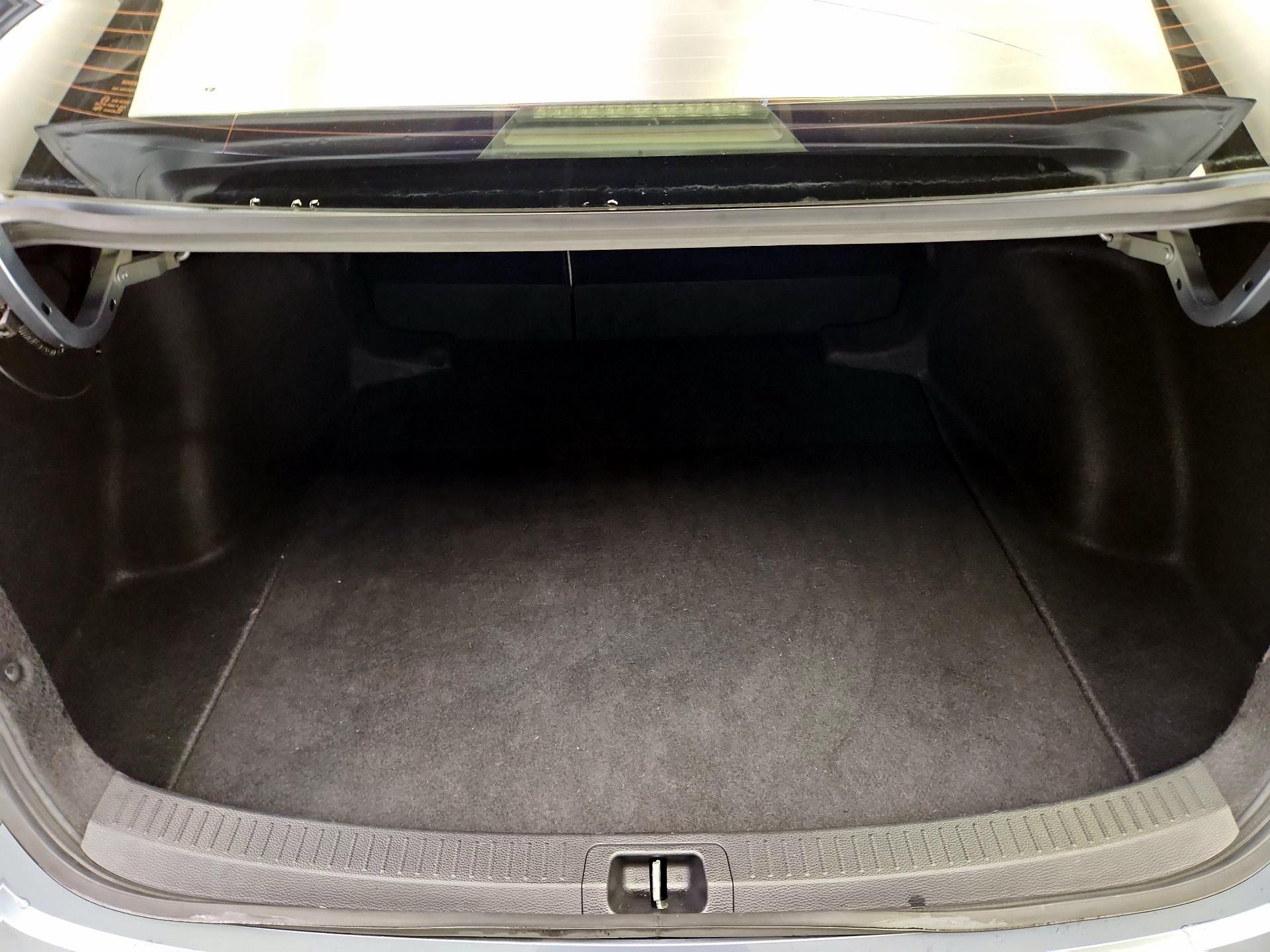 Thumbnail: 2020 Toyota Corolla - 20