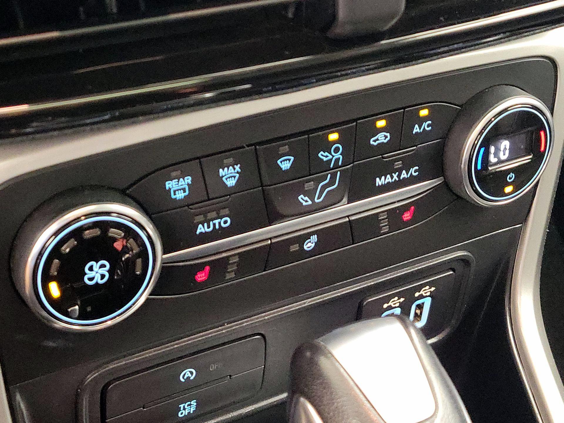 Thumbnail: 2021 Ford EcoSport - 17