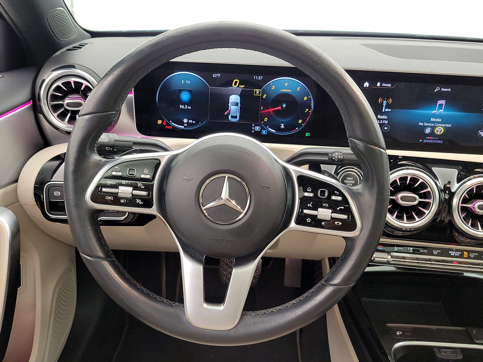 Thumbnail: 2020 Mercedes-Benz A-Class - 10