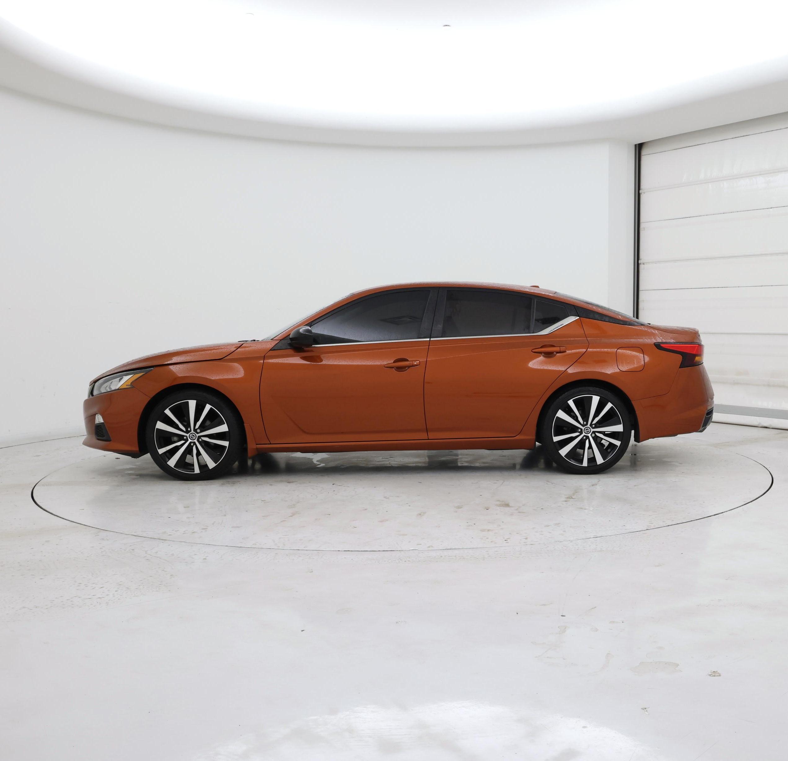 Thumbnail: 2022 Nissan Altima - 3