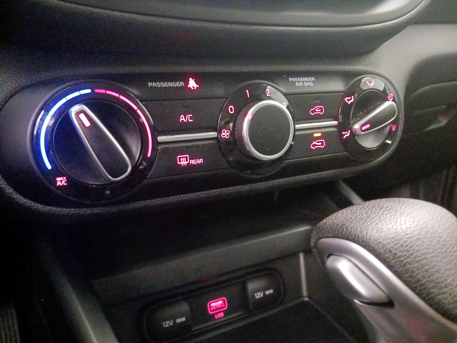 Thumbnail: 2021 Kia Soul - 16