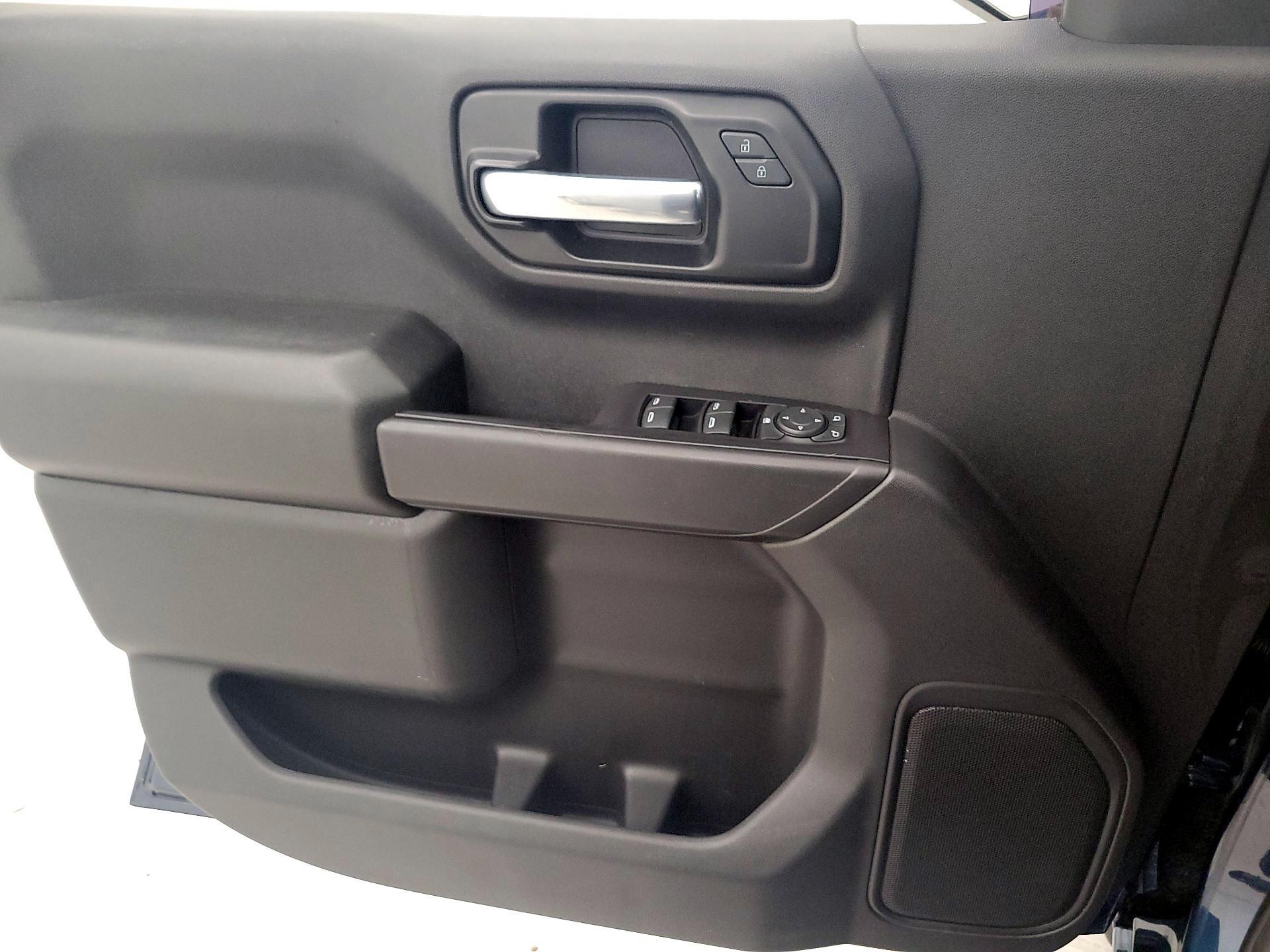 Thumbnail: 2021 Chevrolet Silverado 1500 - 12