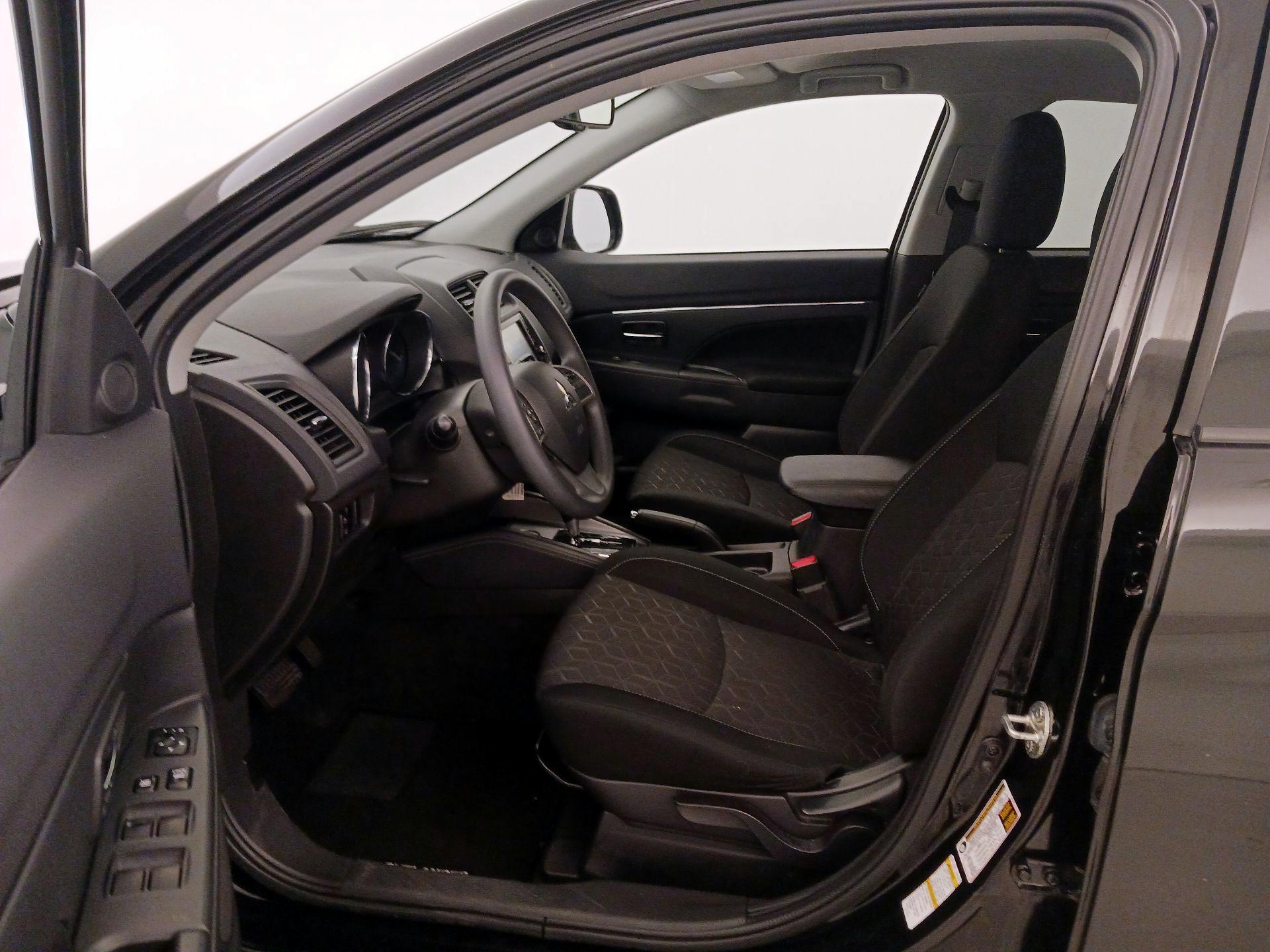 Thumbnail: 2022 Mitsubishi Outlander Sport - 11