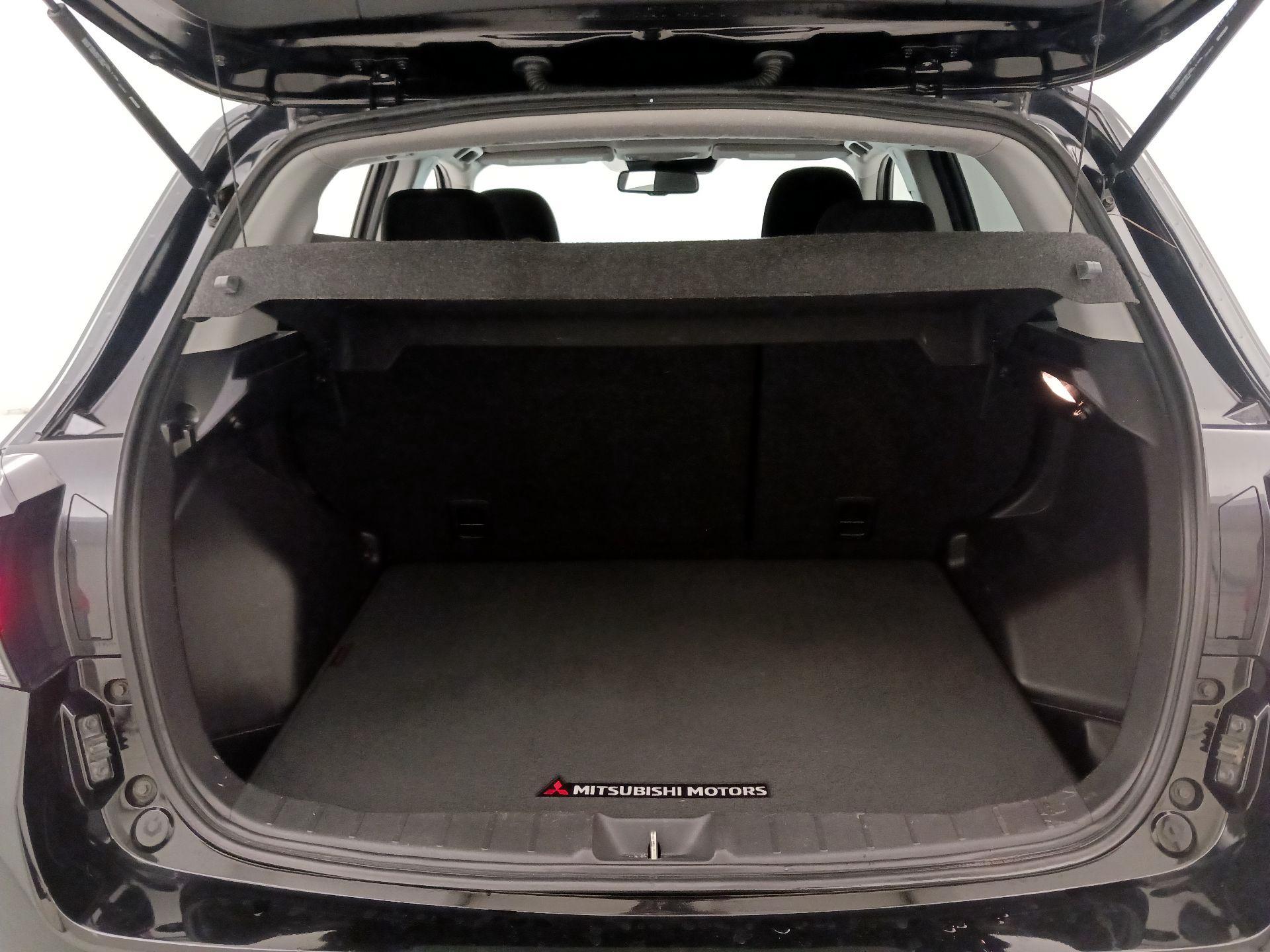 Thumbnail: 2022 Mitsubishi Outlander Sport - 20