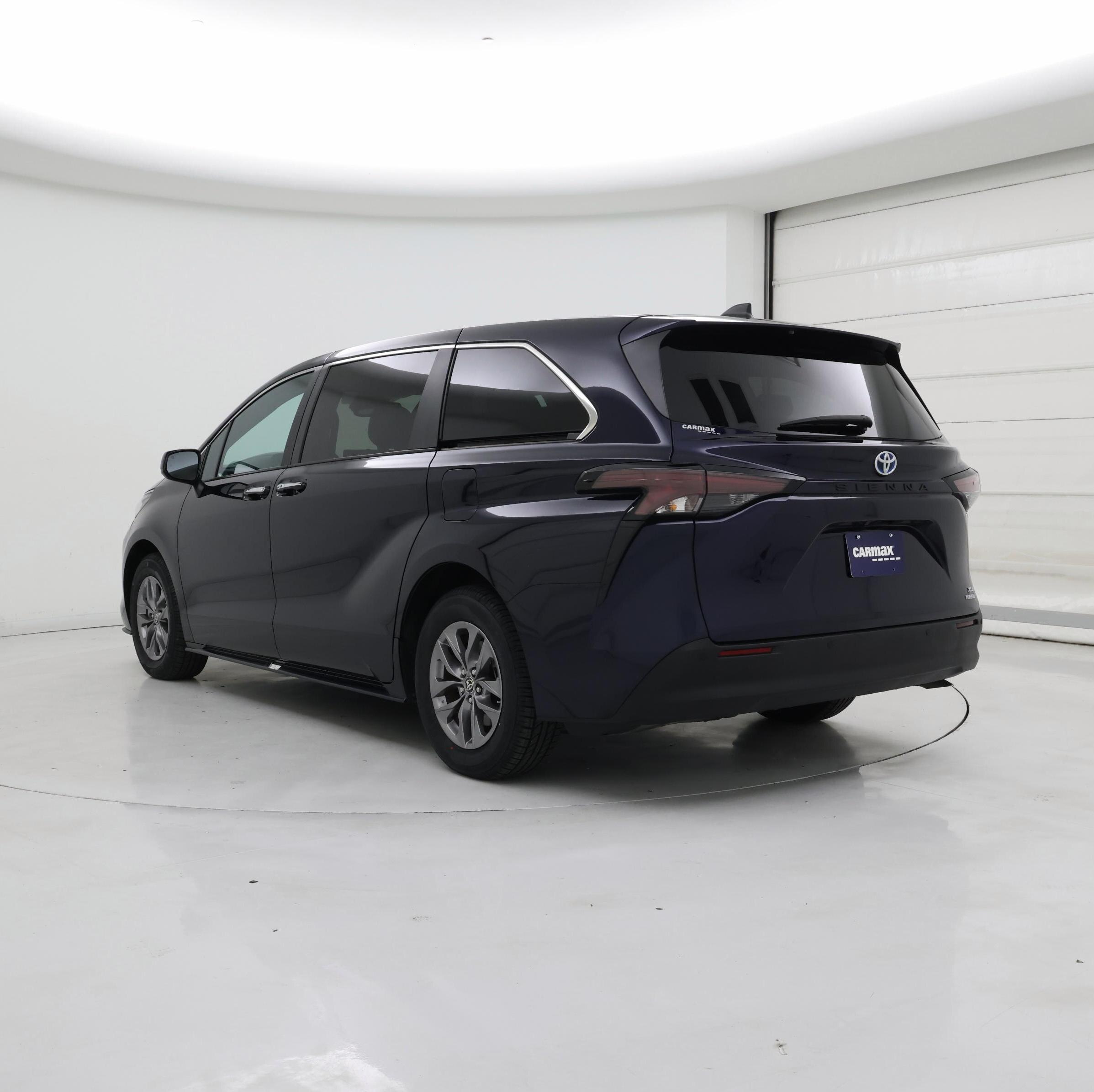 Thumbnail: 2024 Toyota Sienna - 2