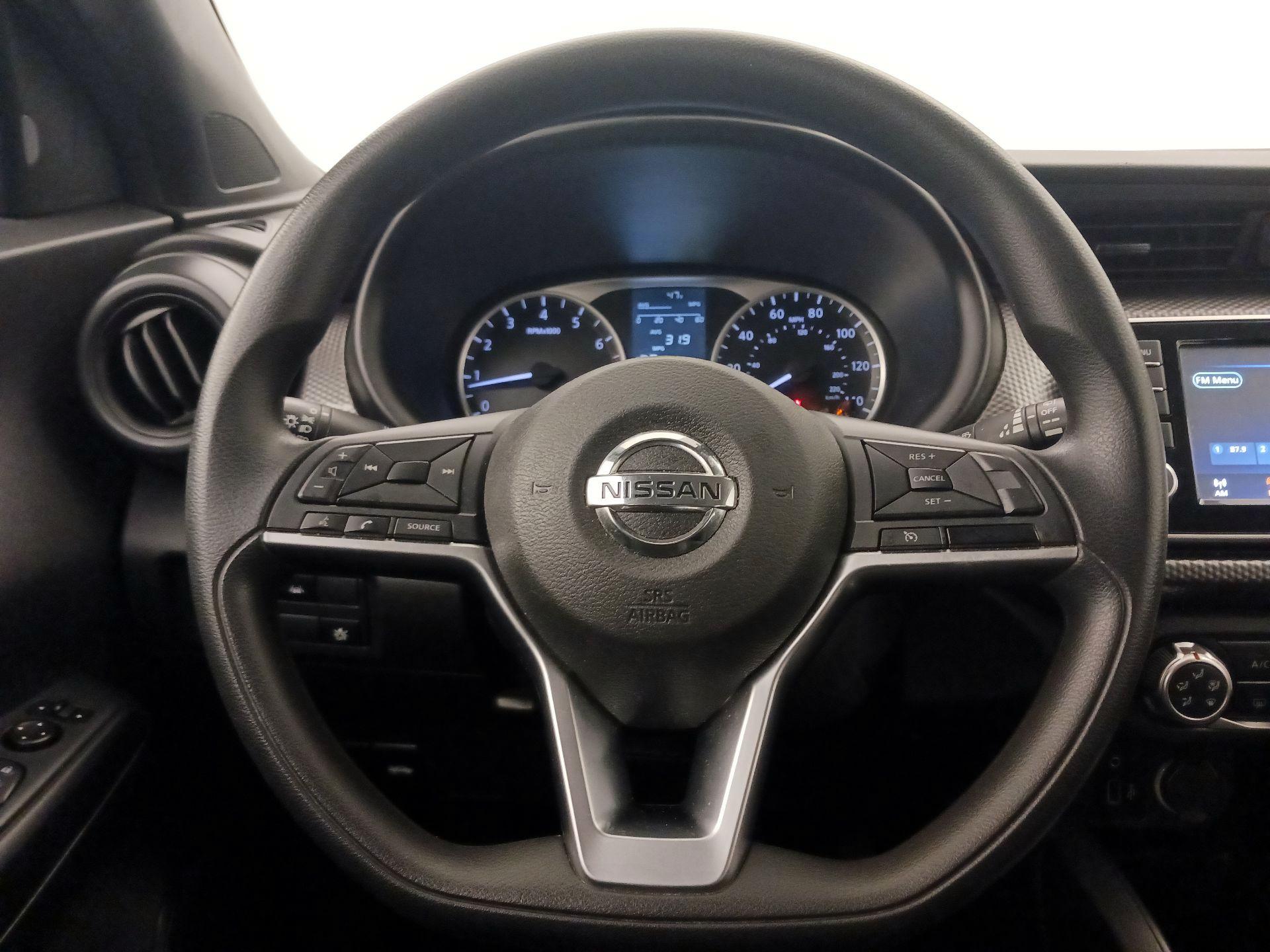 Thumbnail: 2020 Nissan Kicks - 10