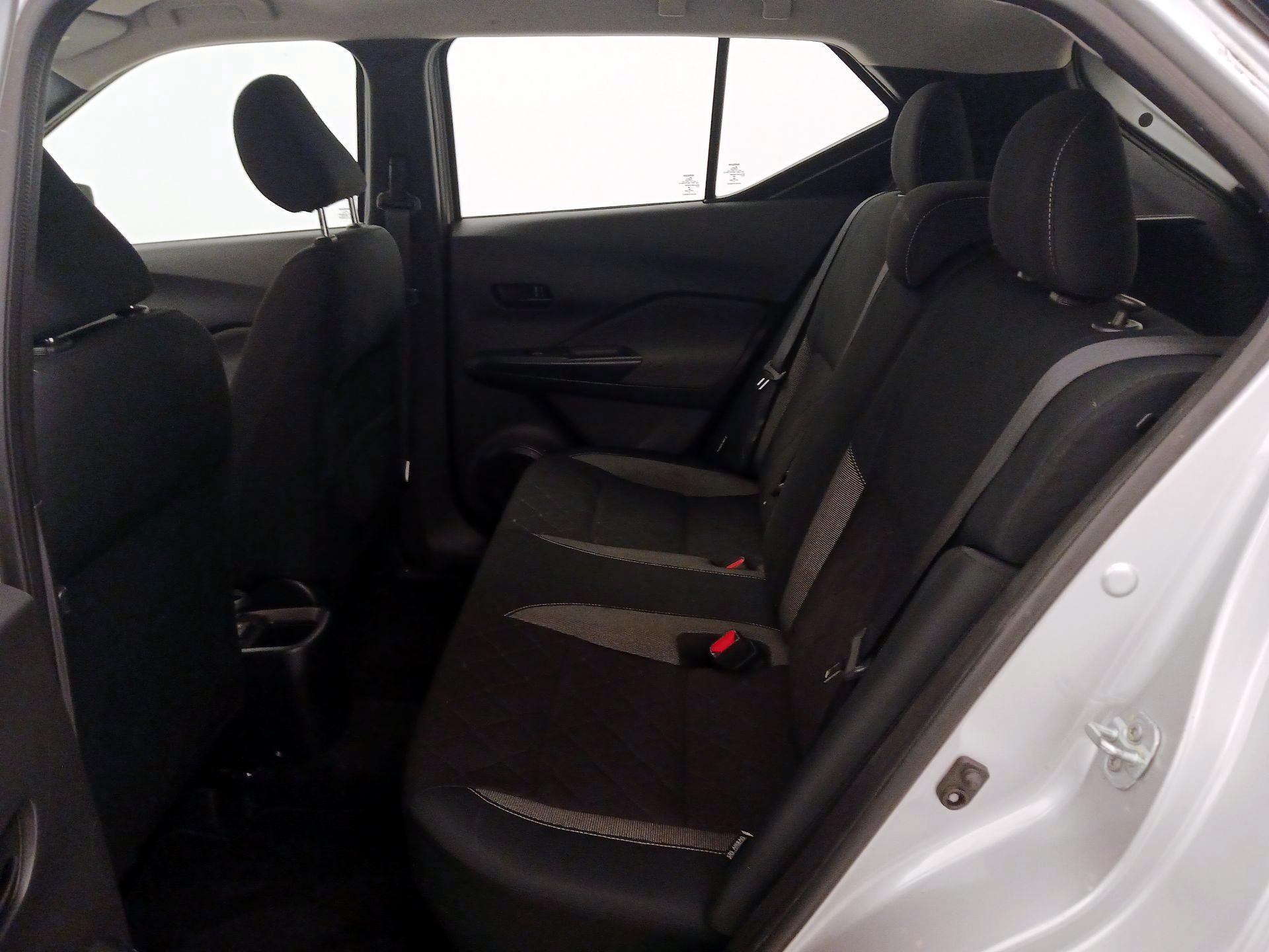 Thumbnail: 2020 Nissan Kicks - 19