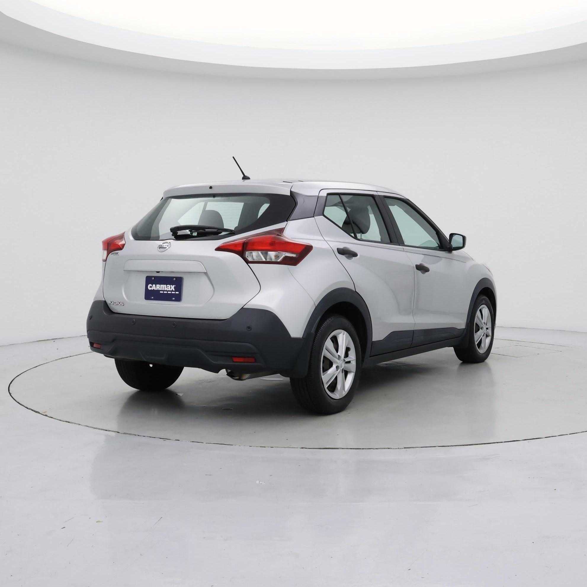 Thumbnail: 2020 Nissan Kicks - 8