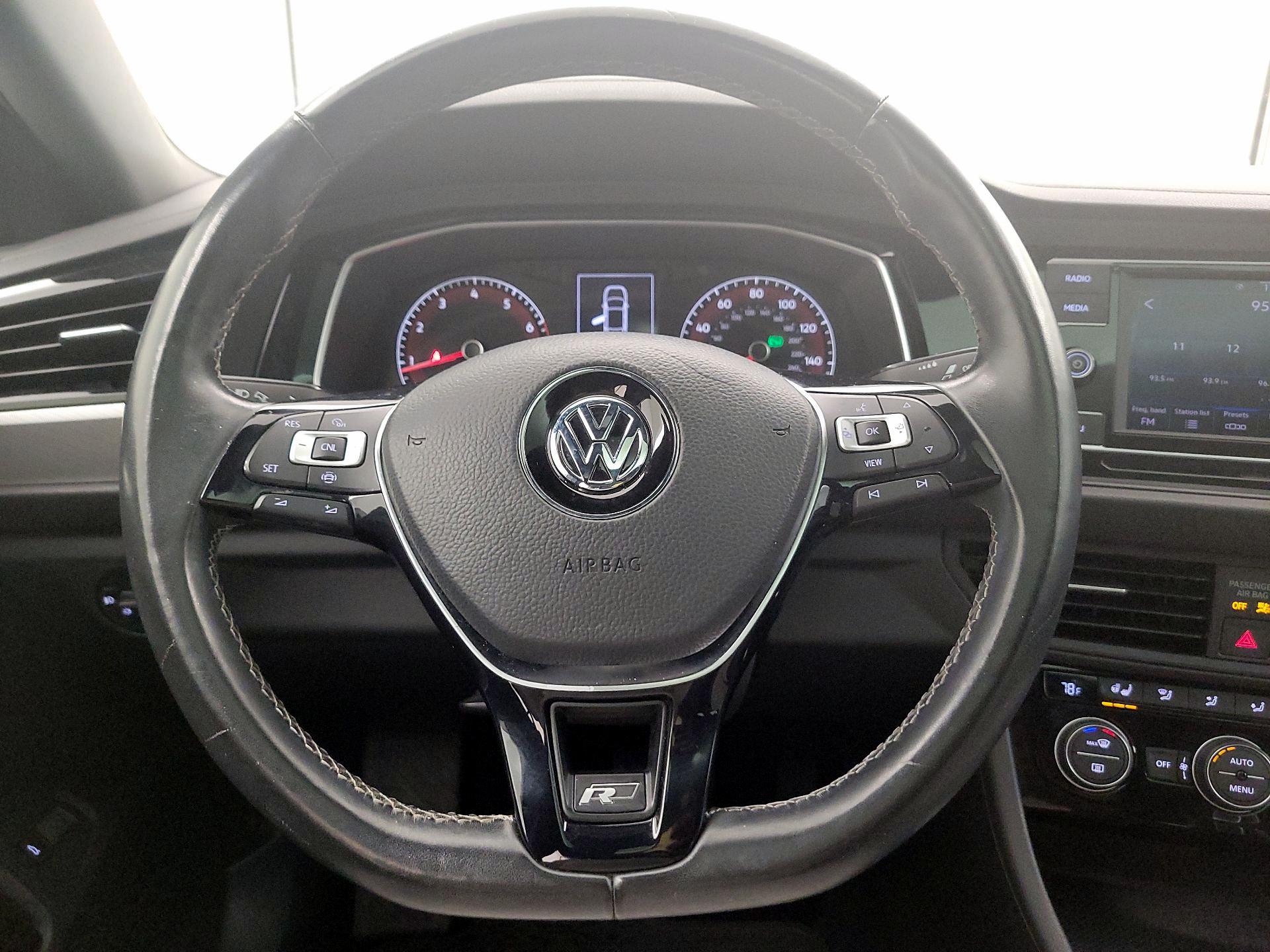 Thumbnail: 2020 Volkswagen Jetta - 10