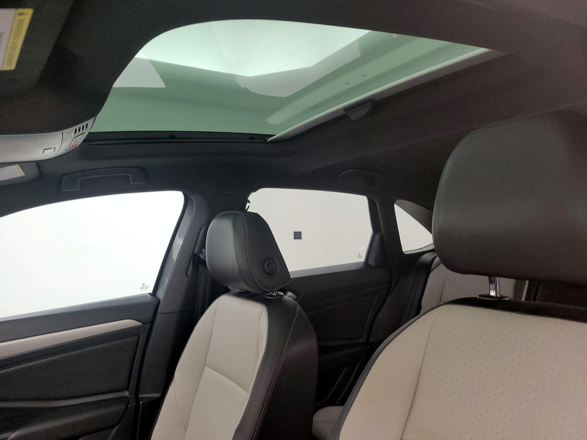 Thumbnail: 2020 Volkswagen Jetta - 19