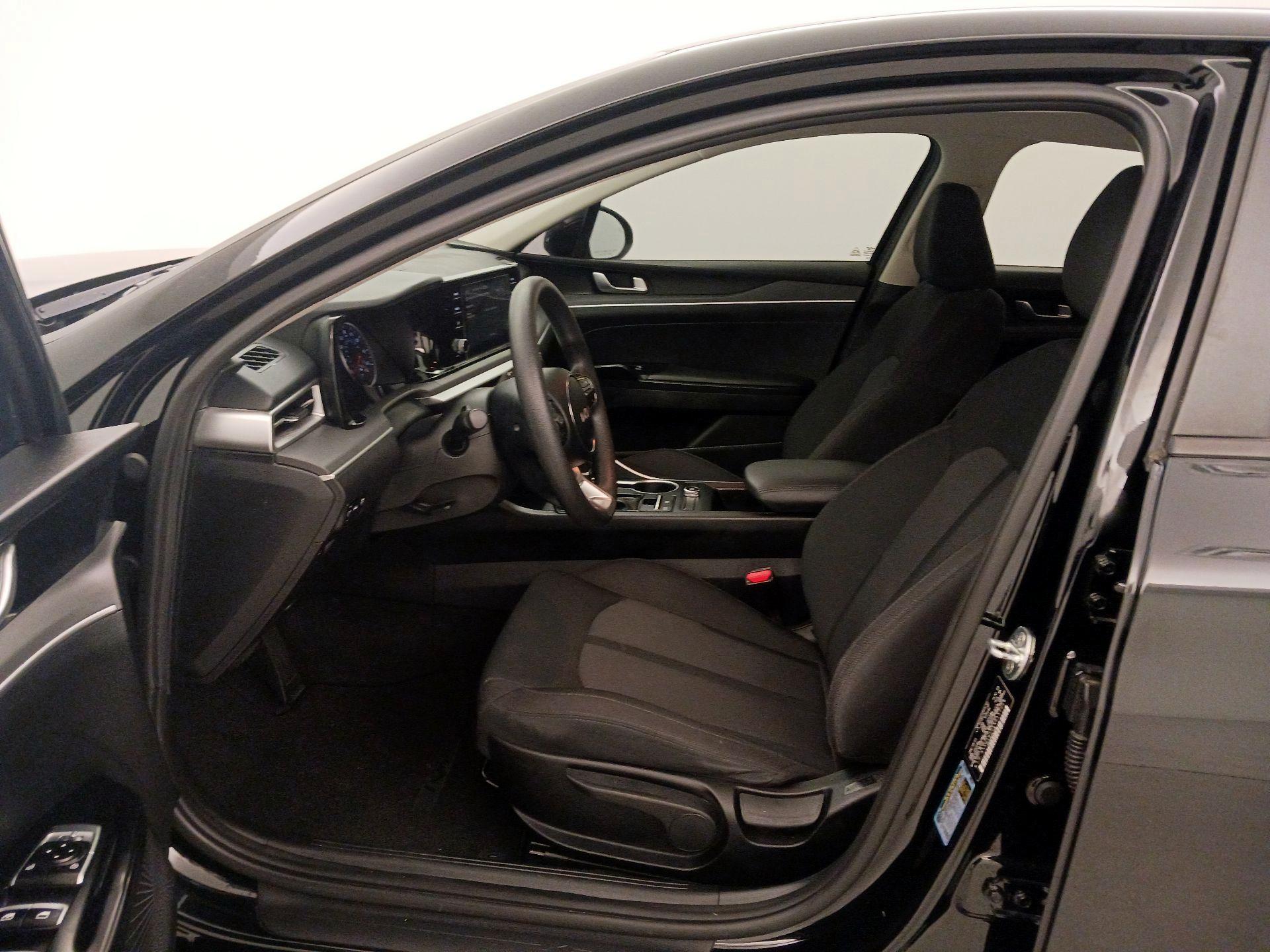 Thumbnail: 2022 Kia K5 - 11