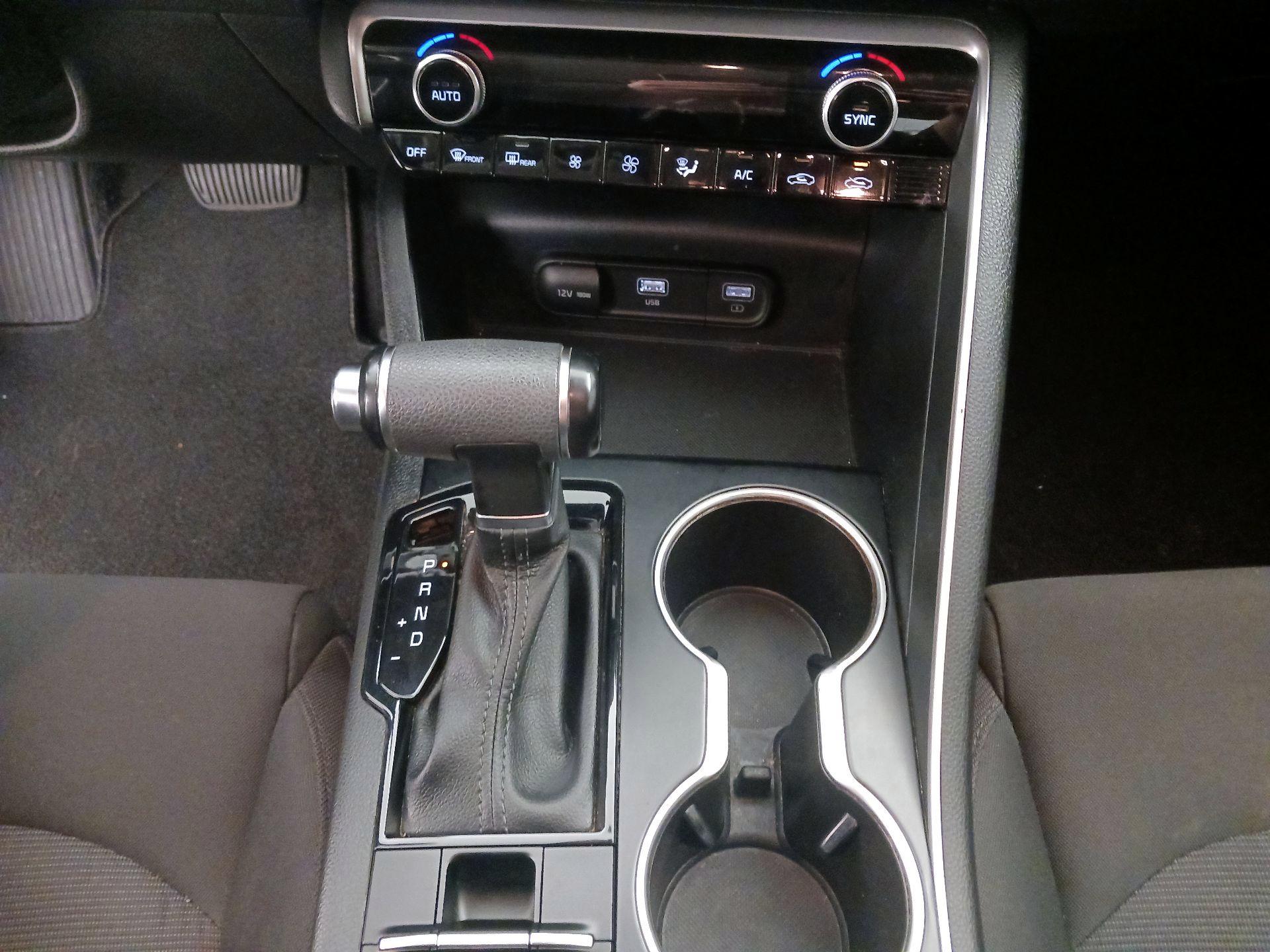 Thumbnail: 2022 Kia K5 - 17