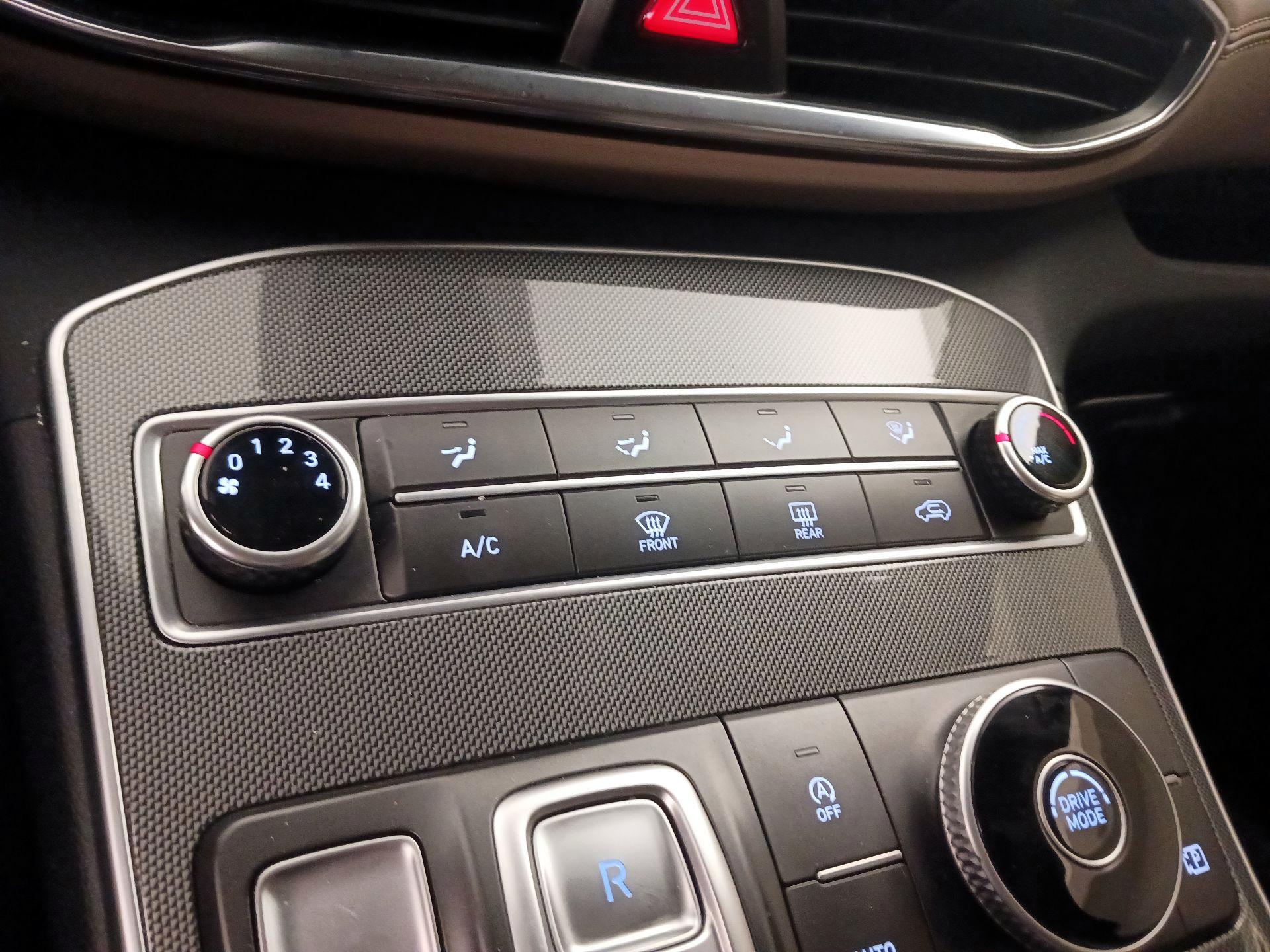 Thumbnail: 2023 Hyundai Santa Fe - 16