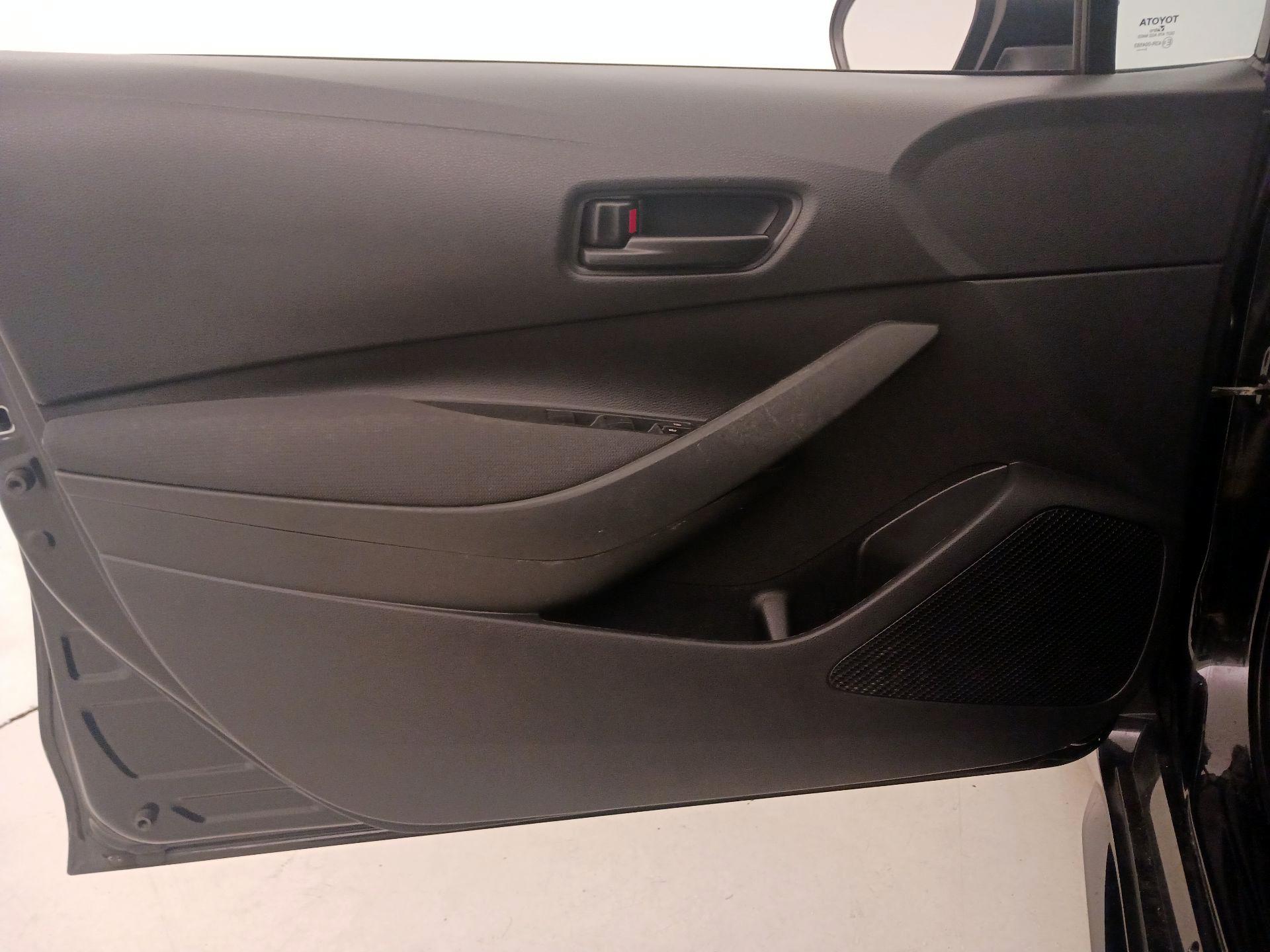 Thumbnail: 2022 Toyota Corolla - 12