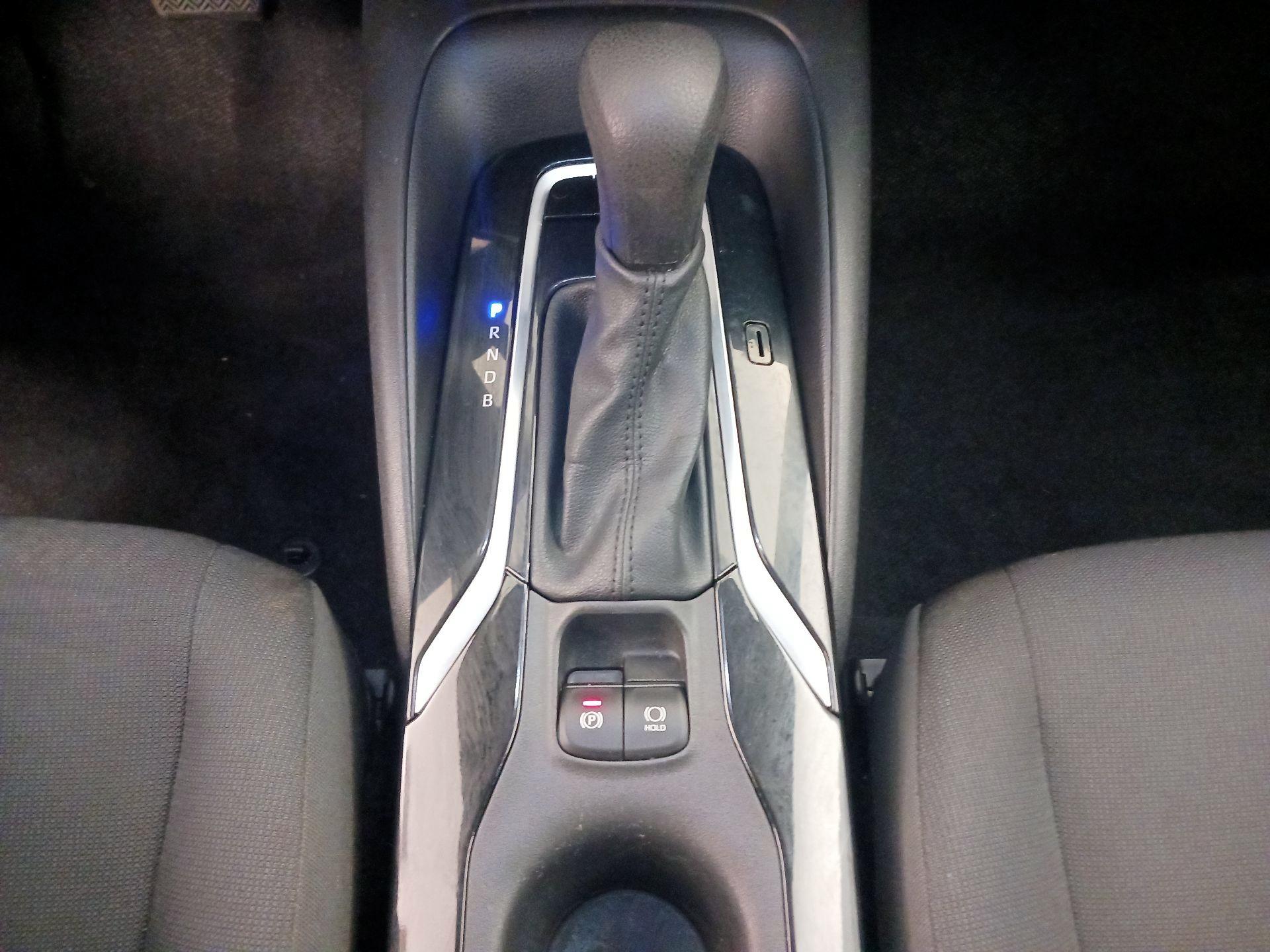 Thumbnail: 2022 Toyota Corolla - 17